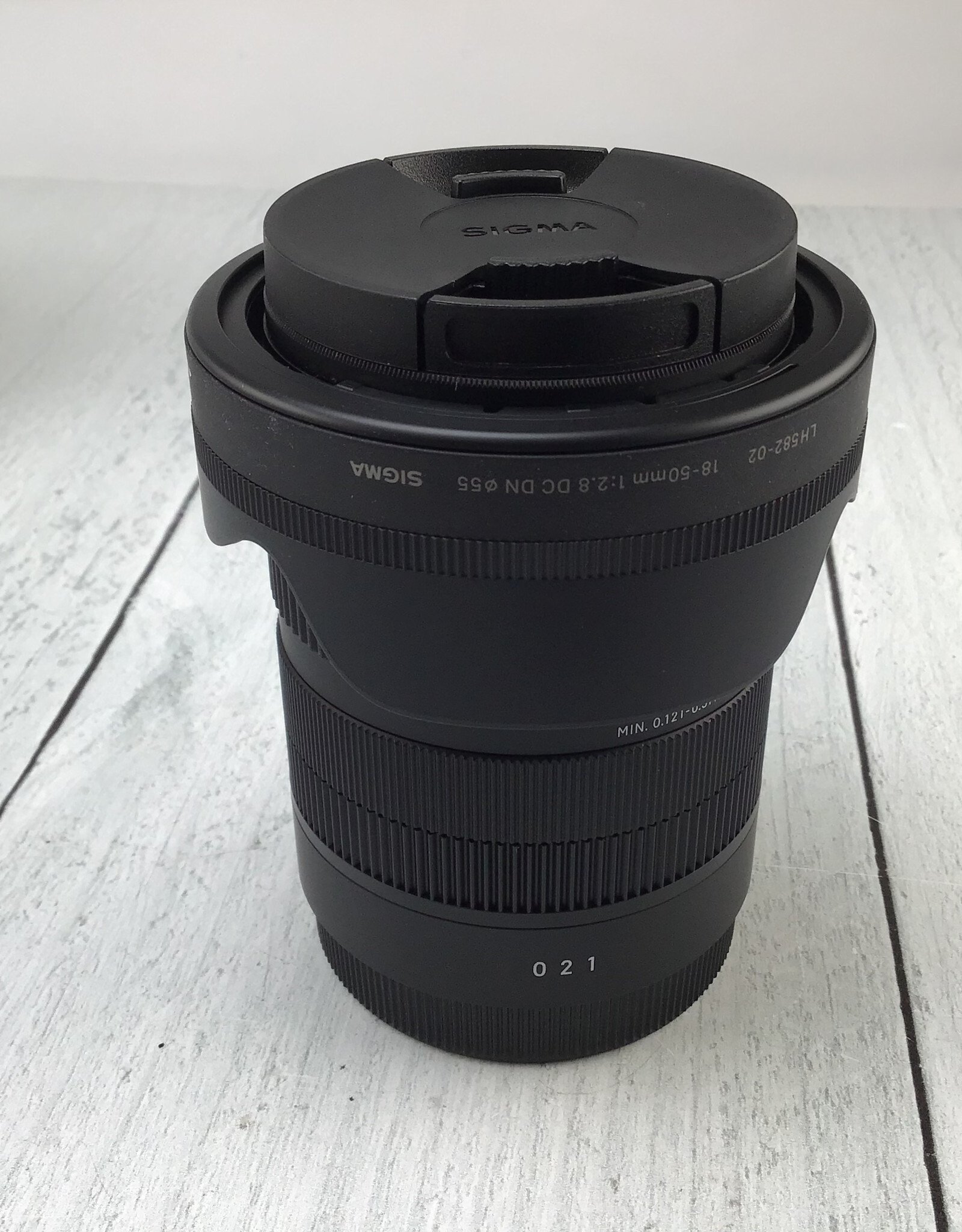 SIGMA Sigma 18-50mm f2.8 DC DN Lens for Sony E in Box Used EX