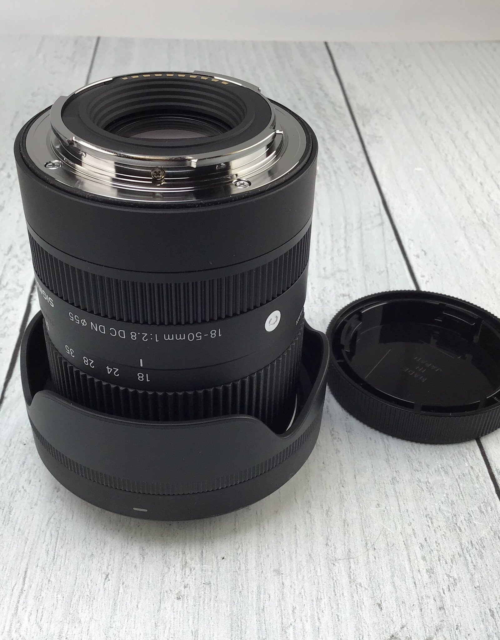 SIGMA Sigma 18-50mm f2.8 DC DN Lens for Sony E in Box Used EX