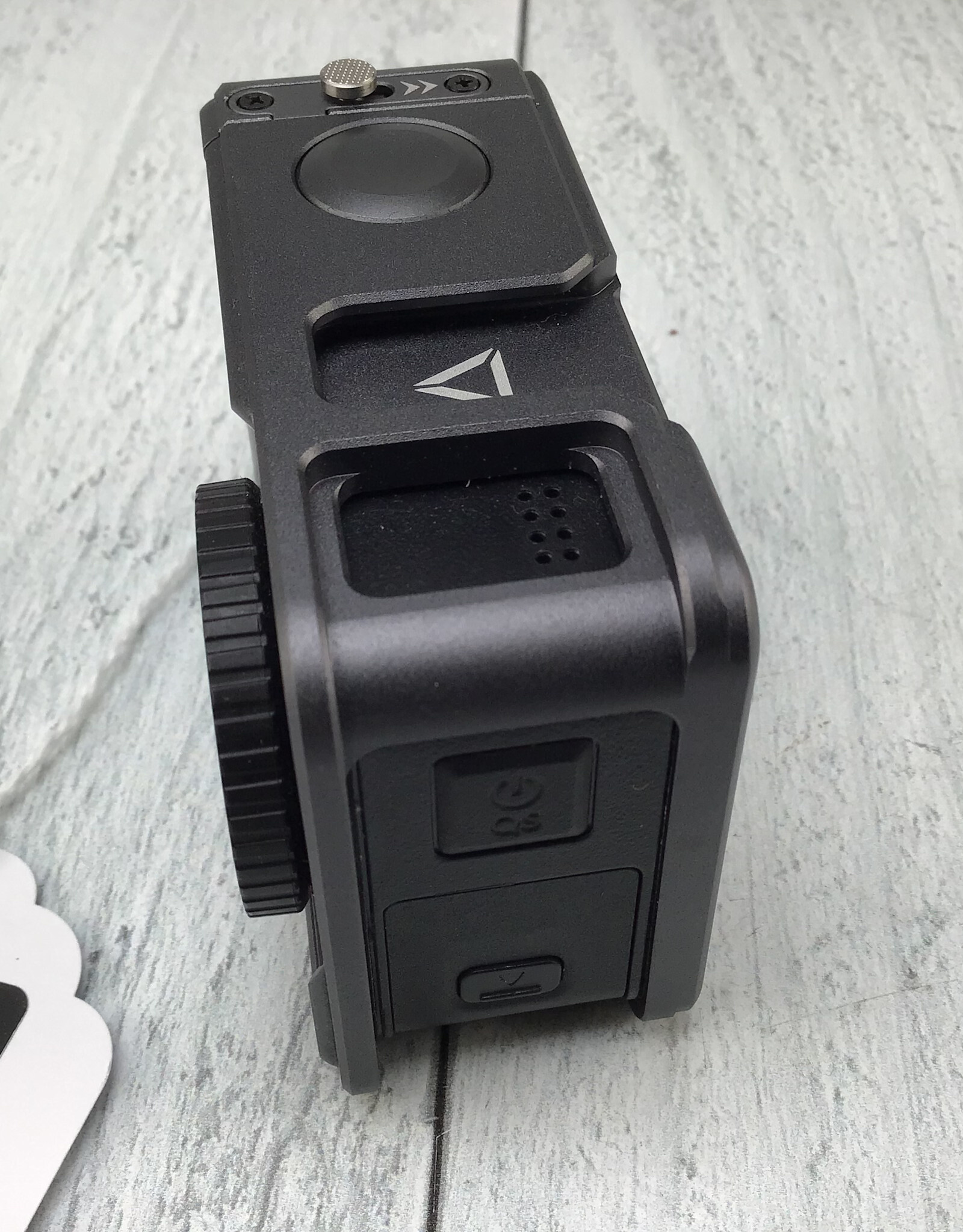 DJI DJI Action 4 Camera w/ Neewer Cage Used Good