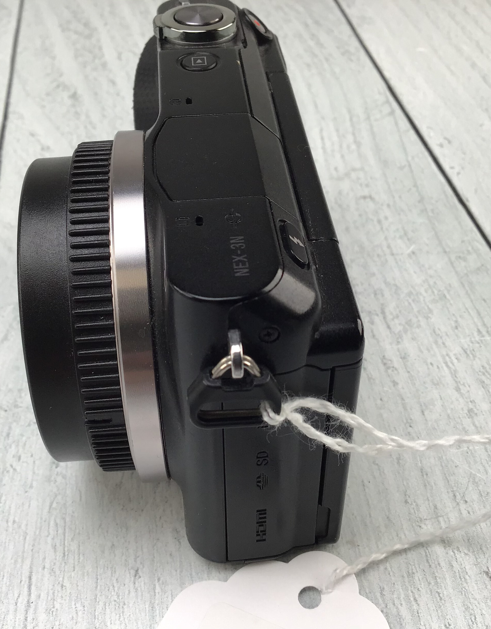 SONY Sony Nex-3N Camera w/ 32mm Body Cap Lens Used Good