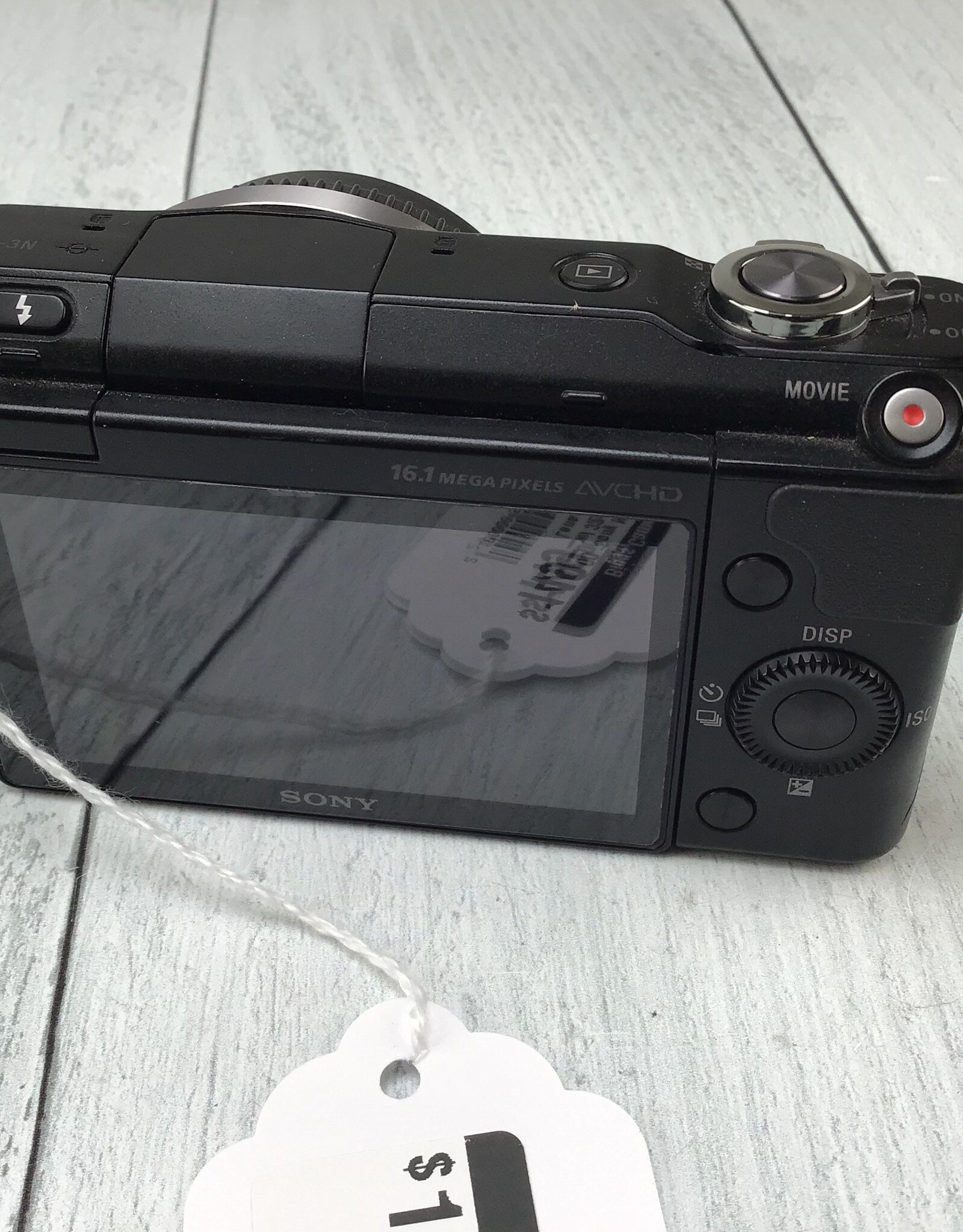 SONY Sony Nex-3N Camera w/ 32mm Body Cap Lens Used Good