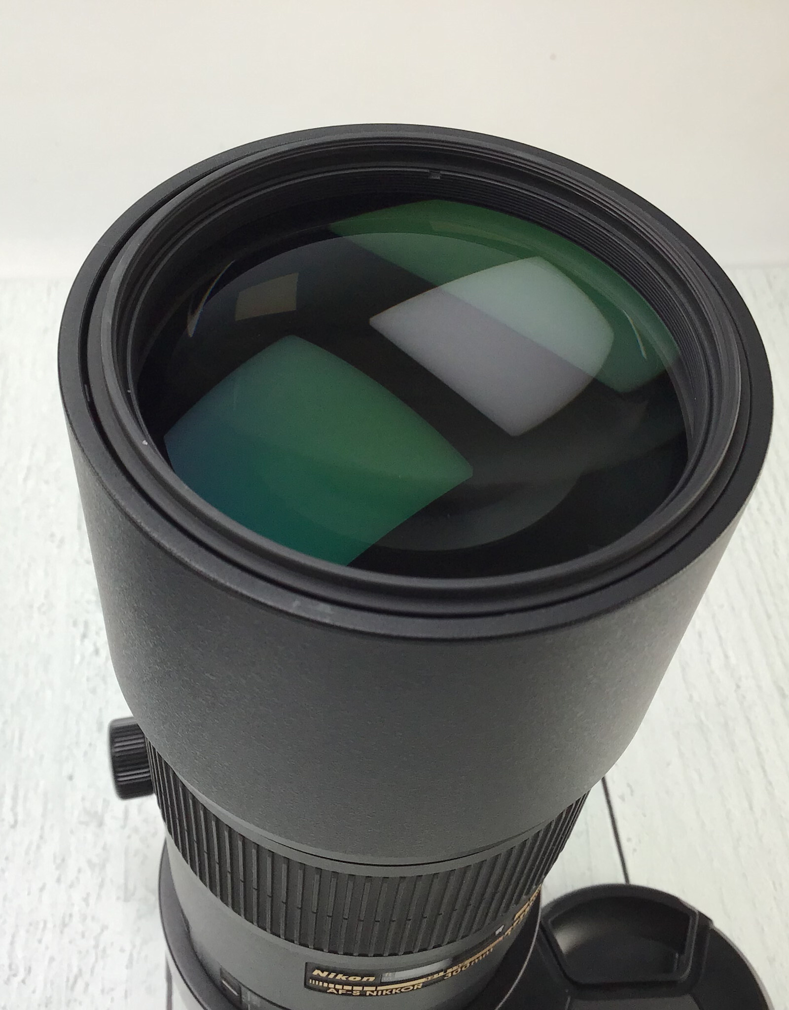 NIKON Nikon ED AF-S Nikkor 300mm f4 D Lens AF Squeaks Used BGN