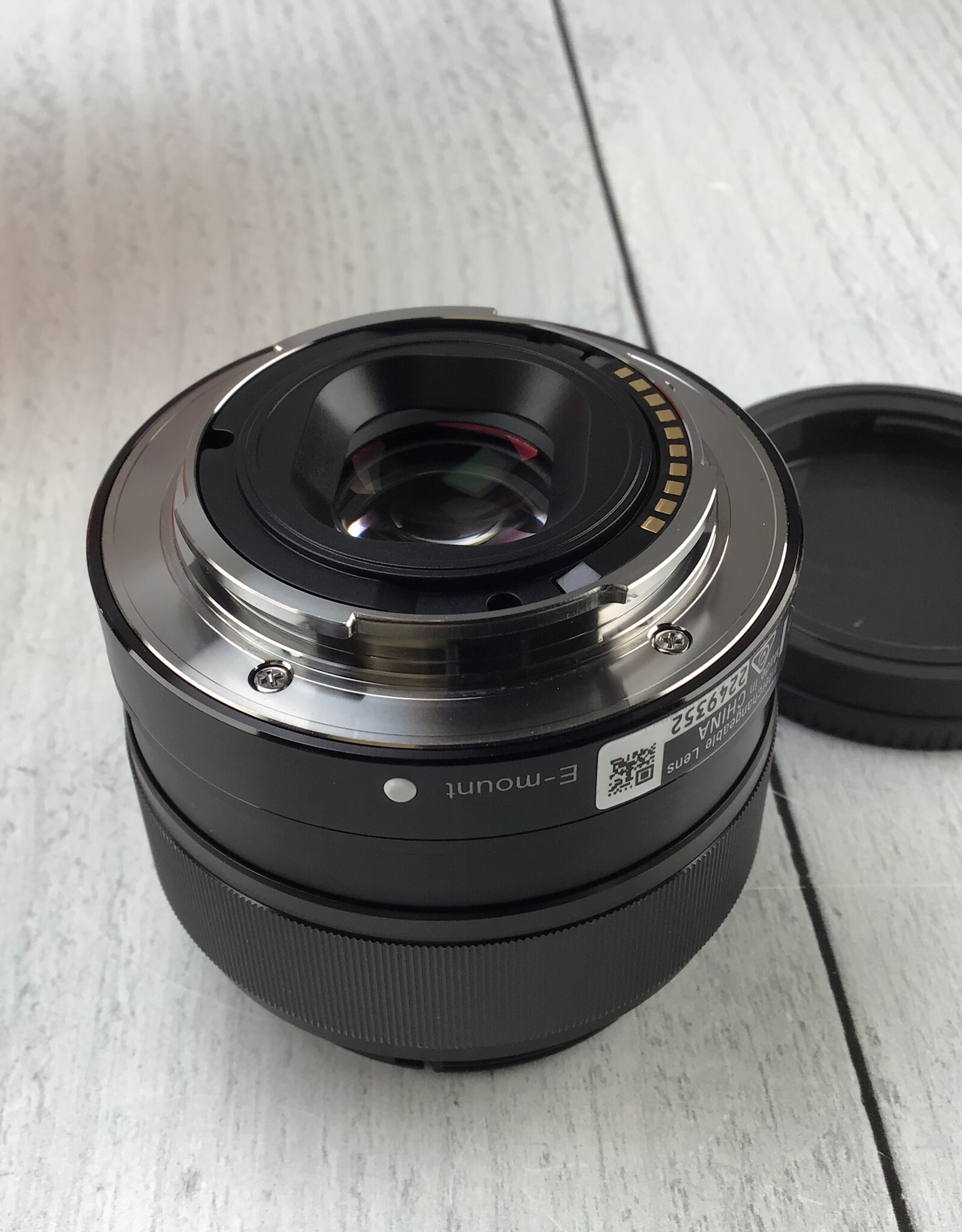 SONY Sony E 35mm f1.8 OSS Lens in Box Used EX