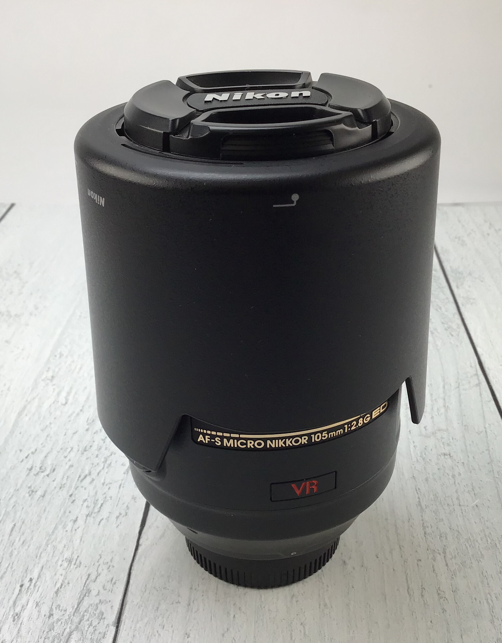 NIKON Nikon AF-S Micro Nikkor 105mm f2.8 G VR Lens Used Good