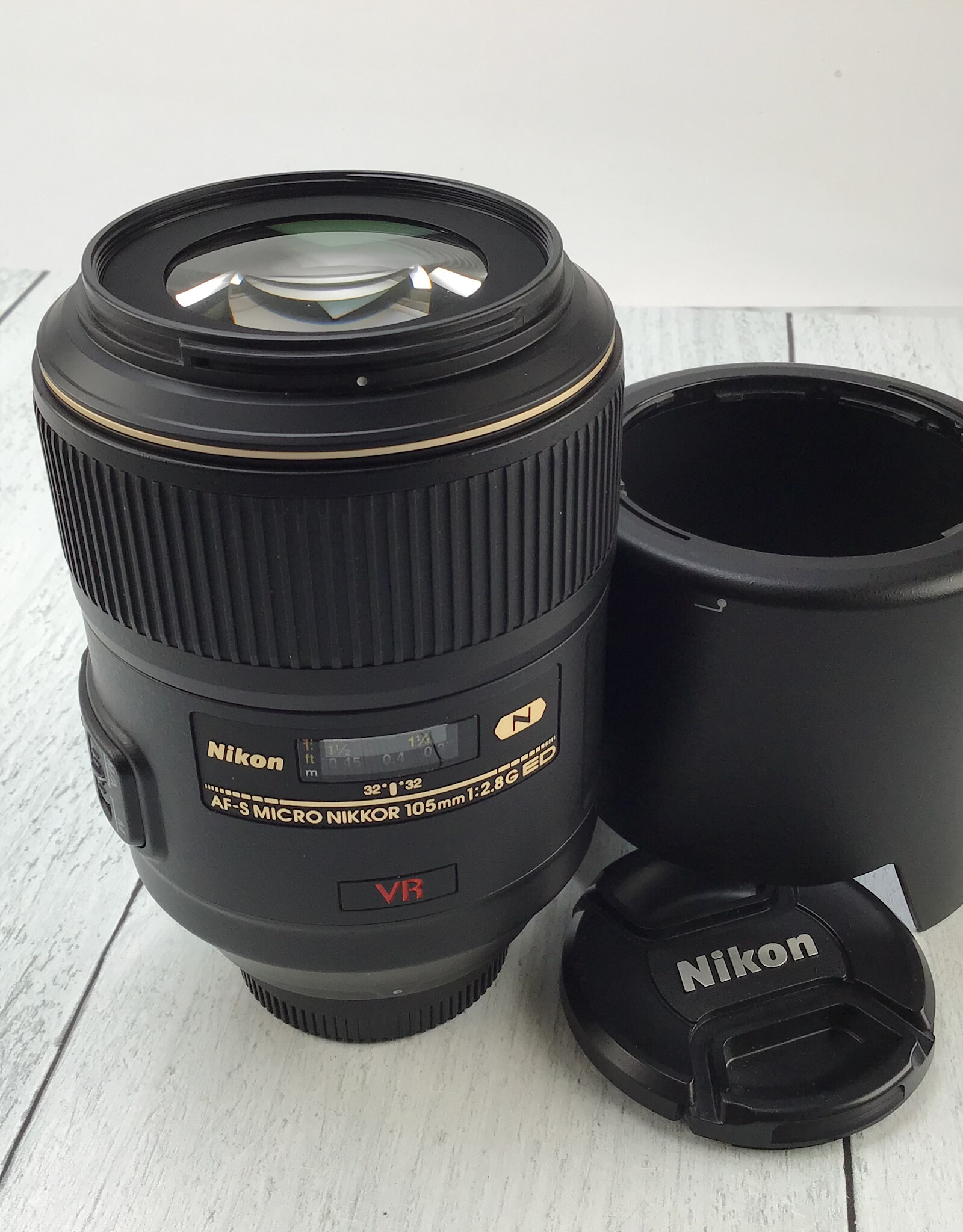 NIKON Nikon AF-S Micro Nikkor 105mm f2.8 G VR Lens Used Good