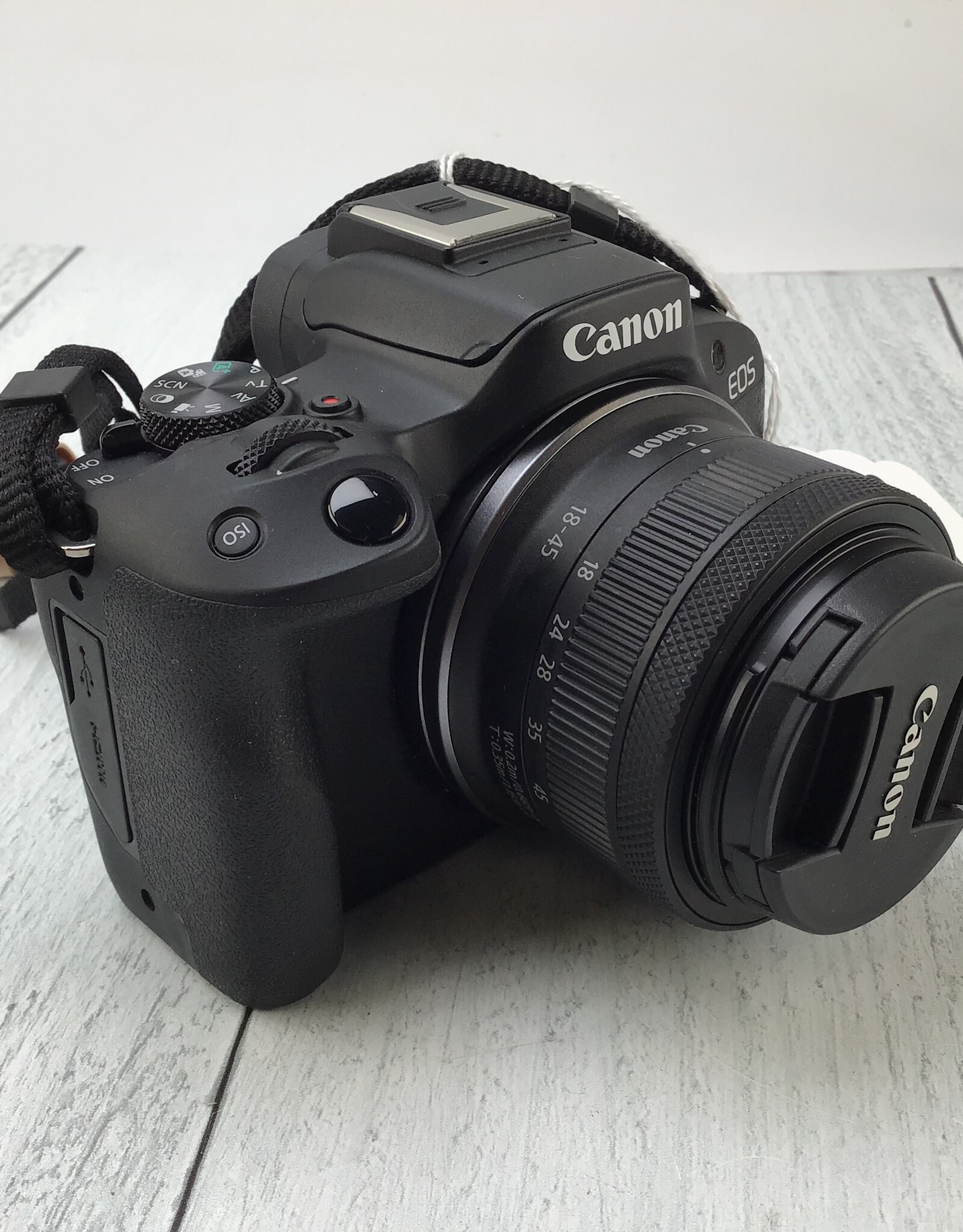 CANON Canon EOS R50 Camera w/ 18-45mm Used Good