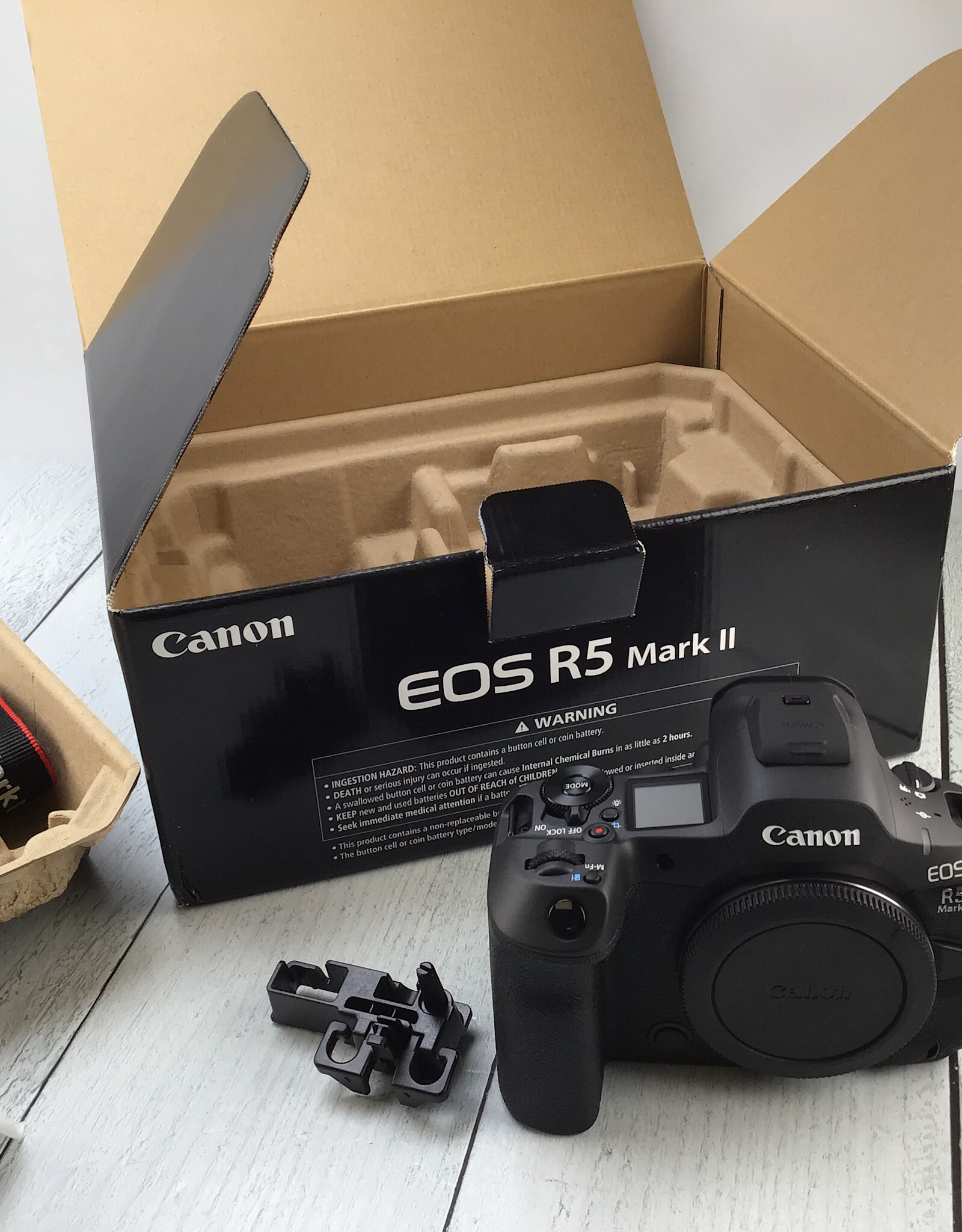 CANON Canon EOS R5 Mark II Camera Body Used LN