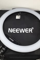 Neewer Neewer Ring Light in Case Used Good