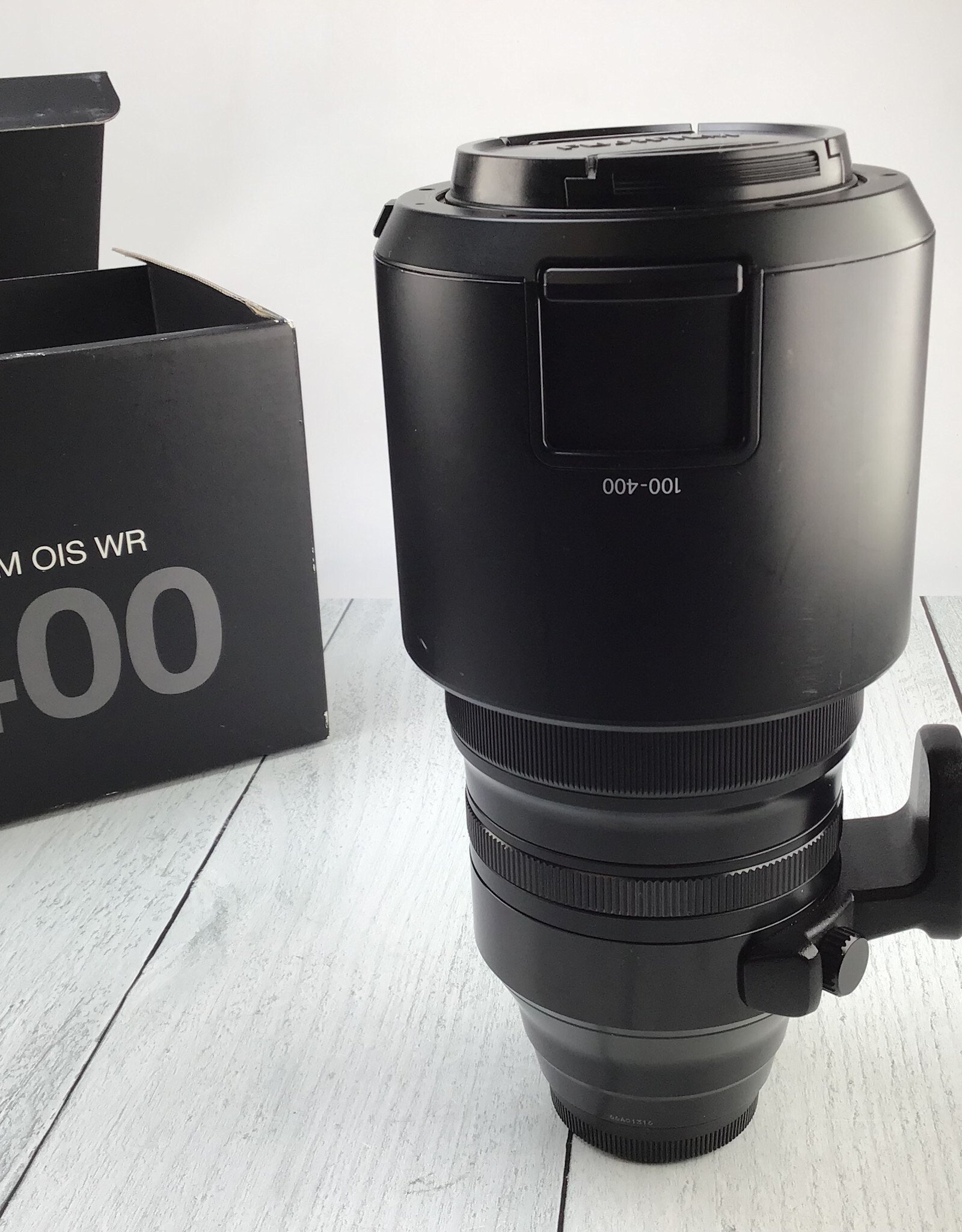 FUJI Fuji XF 100-400mm f4.5-5.6 R LM OIS WR Lens in Box Used Good