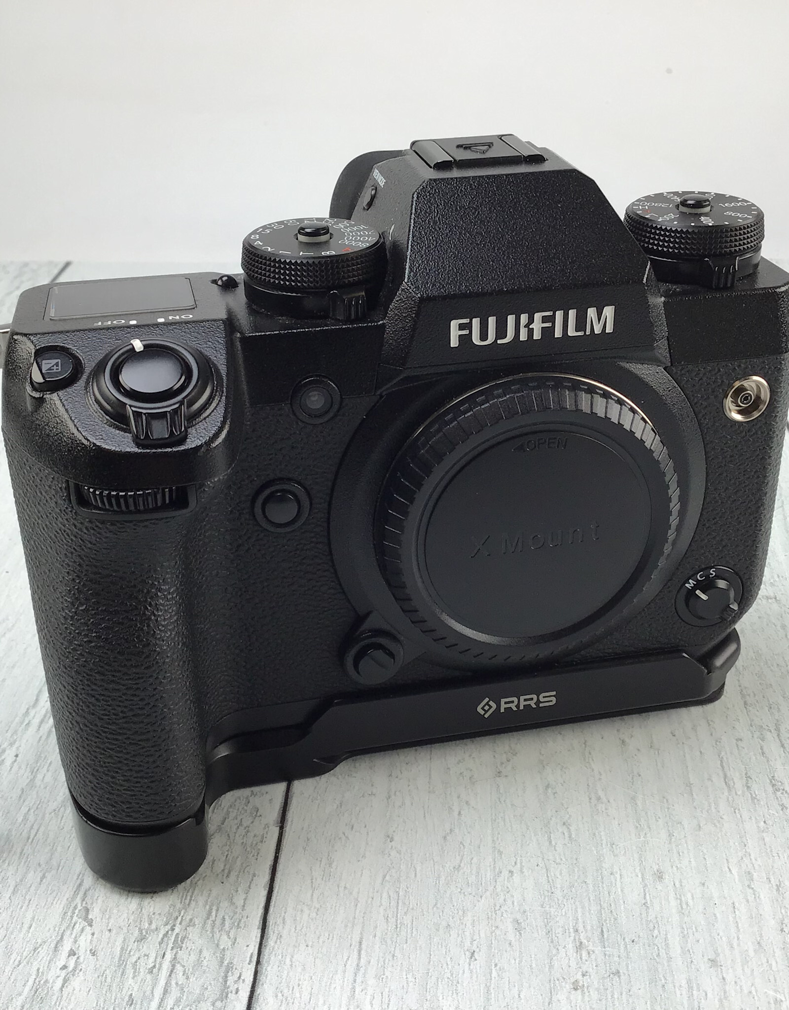 FUJI Fuji X-H1 Camera Body w/ RRS Plate Used Good