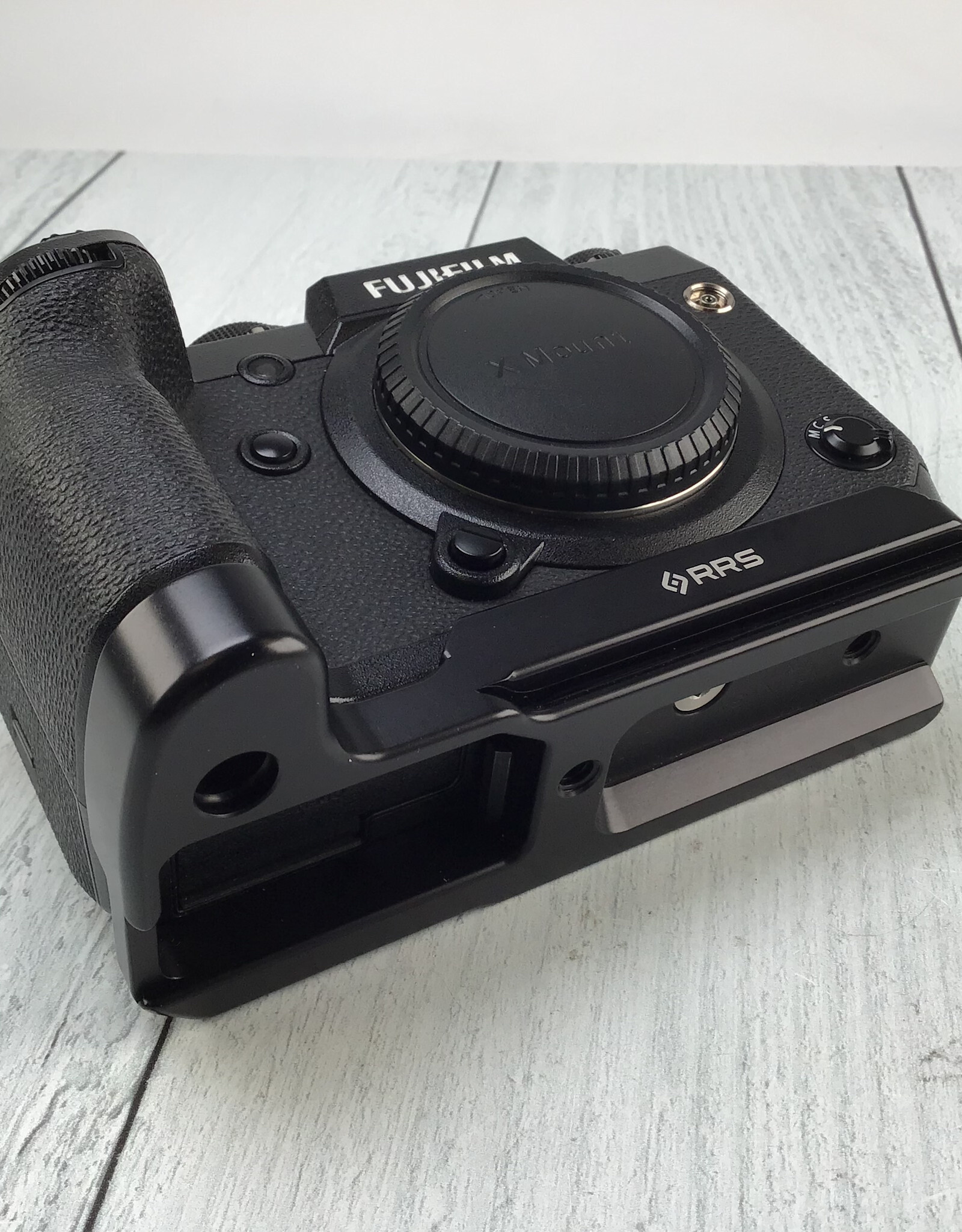 FUJI Fuji X-H1 Camera Body w/ RRS Plate Used Good