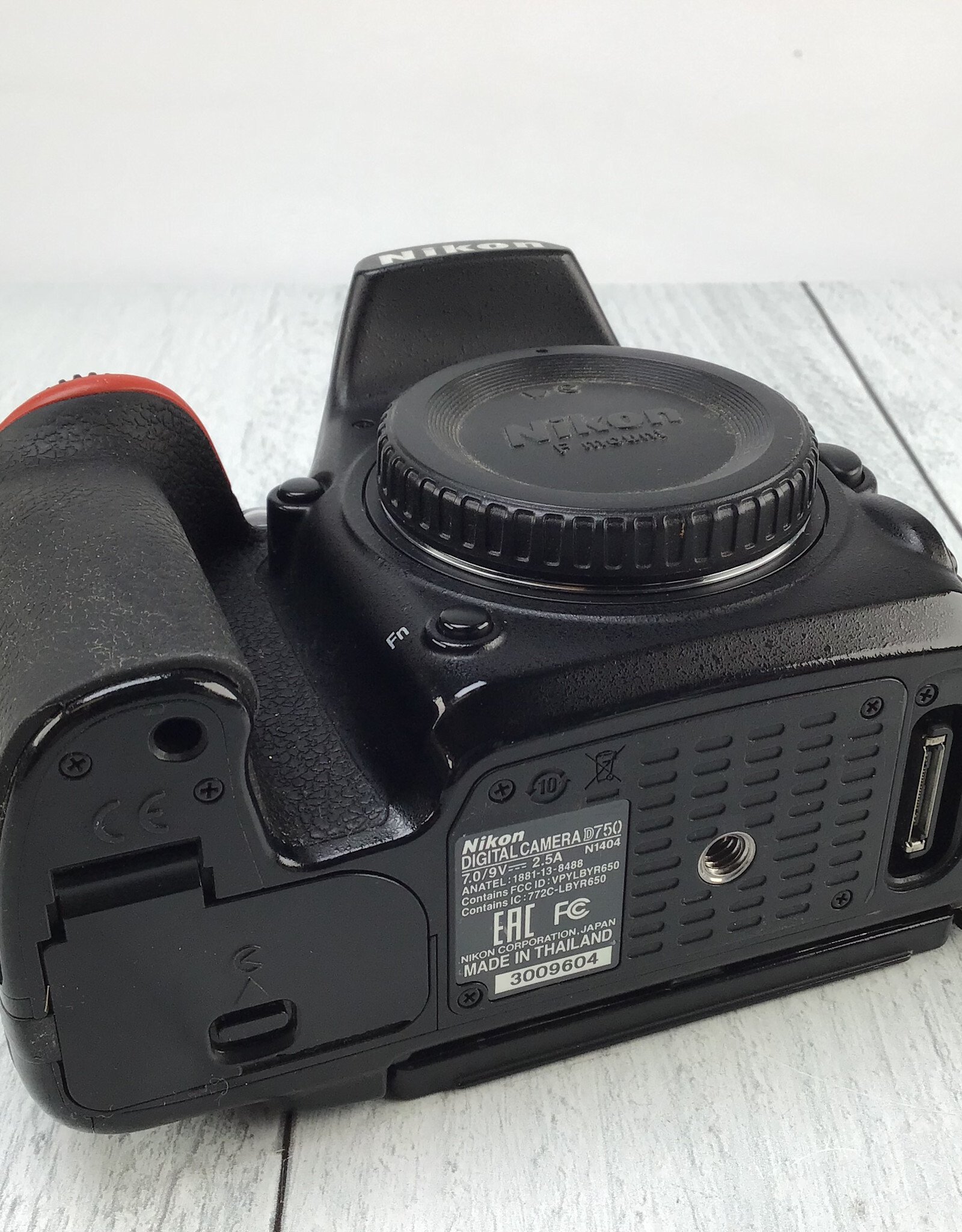 NIKON Nikon D750 Camera Shutter Count 941566 Used BGN