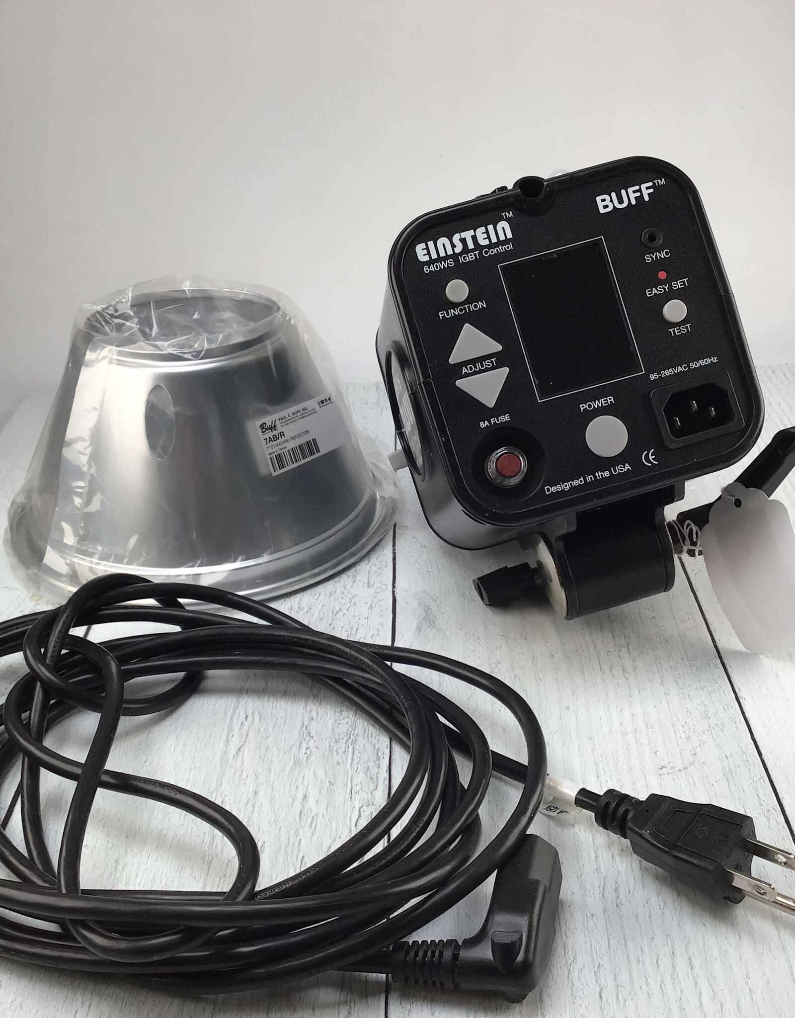 Paul C. Buff Paul C Buff Einstein 640 Flash Used Good