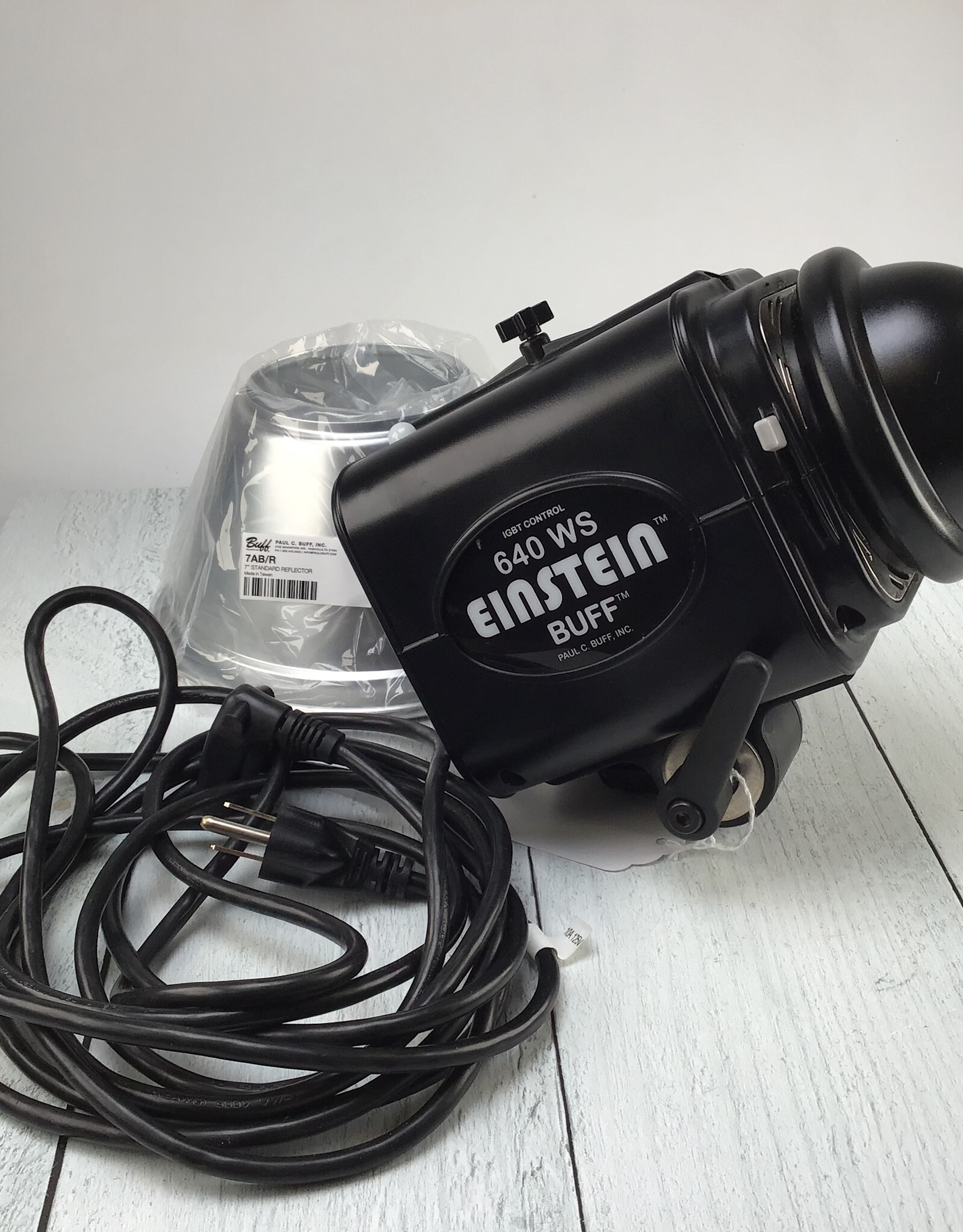 Paul C. Buff Paul C Buff Einstein 640 Flash Used Good