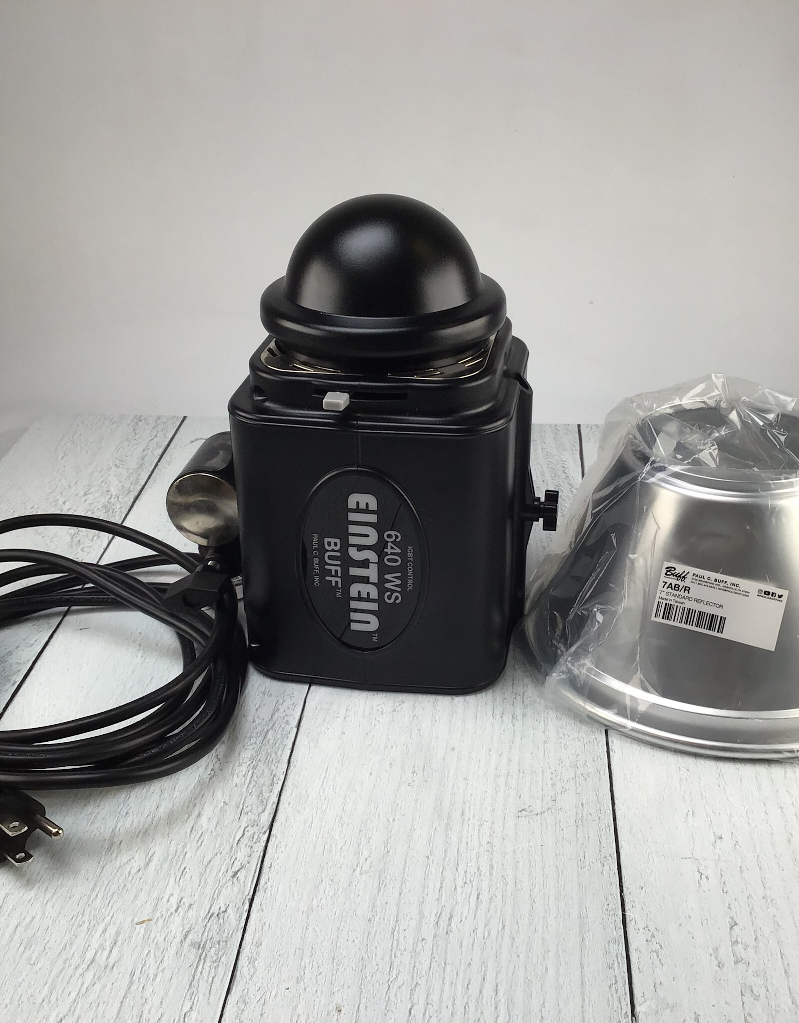 Paul C. Buff Paul C Buff Einstein 640 Flash Used Good