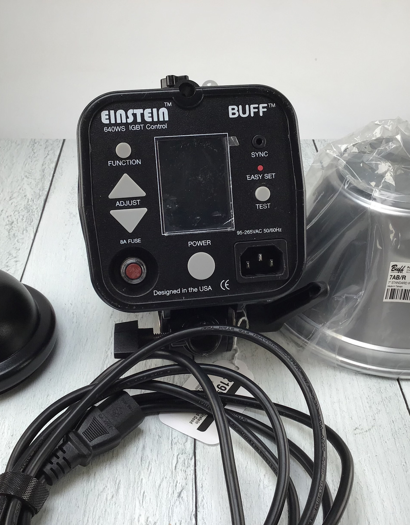 Paul C. Buff Paul C Buff Einstein 640 Flash Used Good