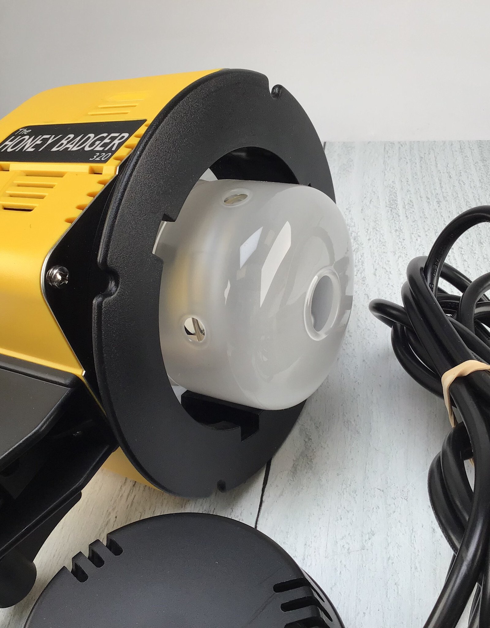 Internet The Honey Badger 320 Flash Used Good