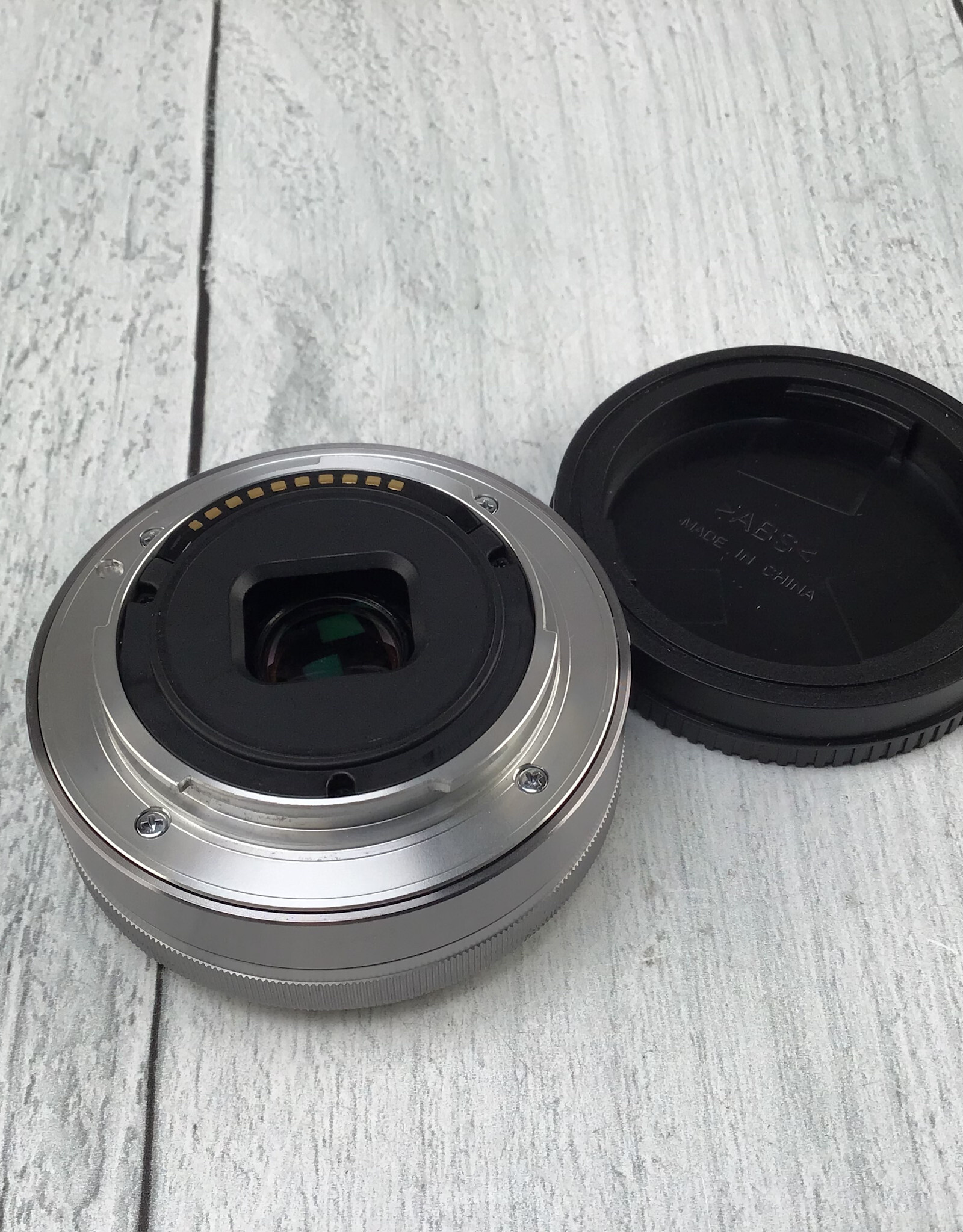 SONY Sony E 16mm f2.8 Lens Used Good