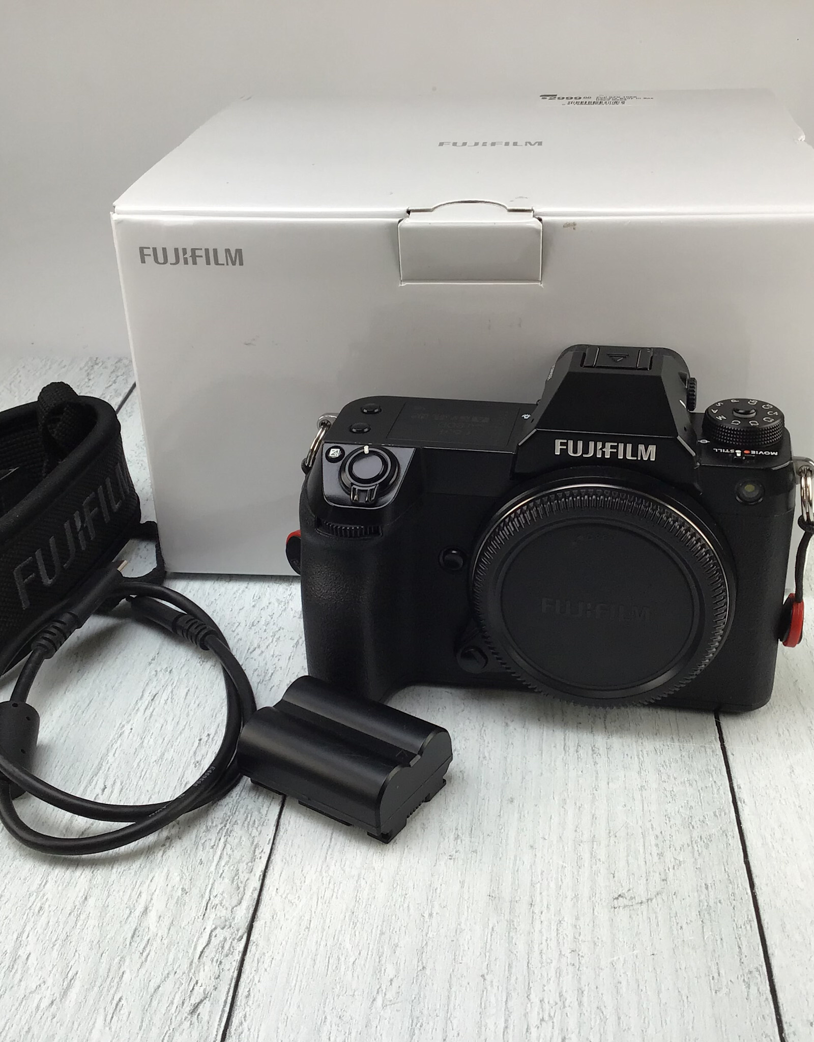 FUJI Fuji GFX 100S Camera Body in Box Used Good