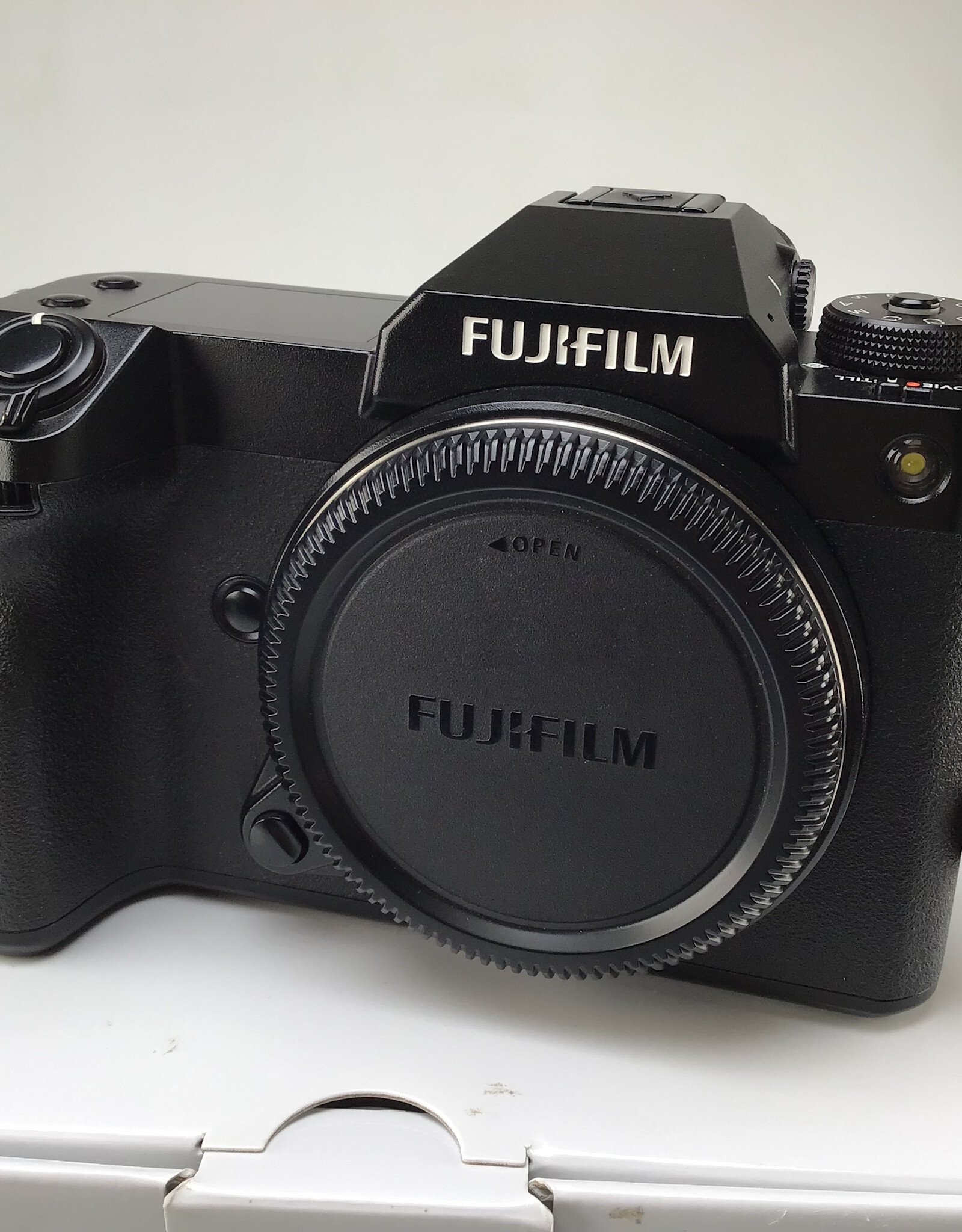 FUJI Fuji GFX 100S Camera Body in Box Used Good