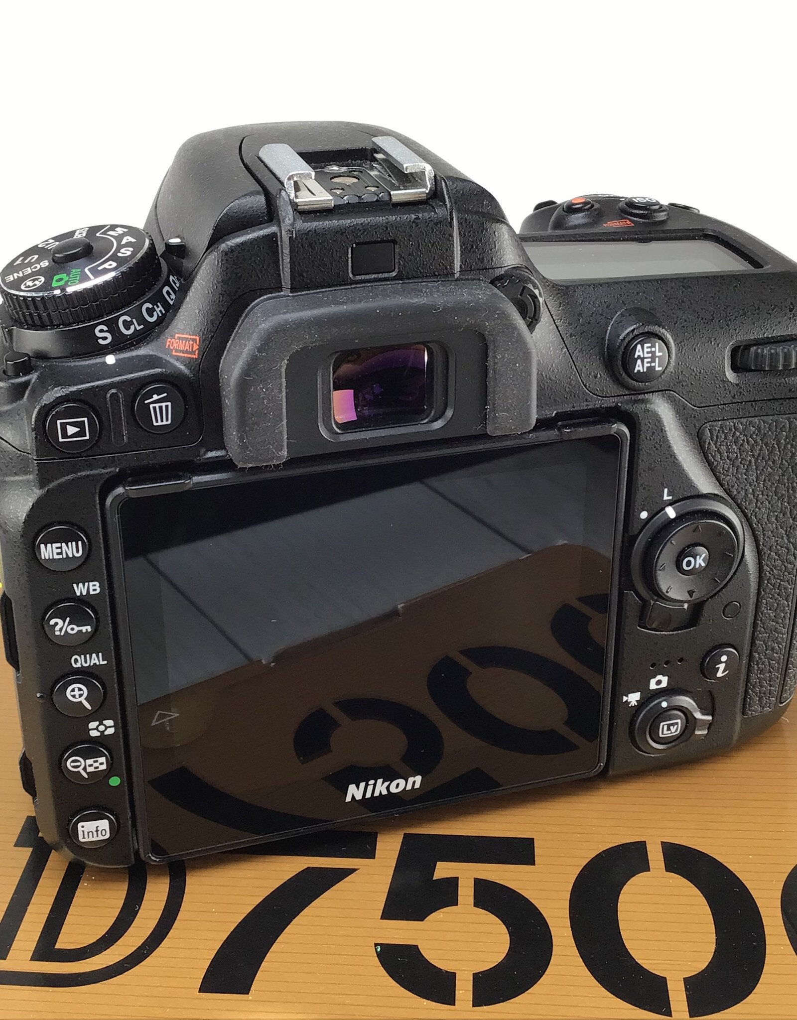 NIKON Nikon D7500 Camera Body Used EX