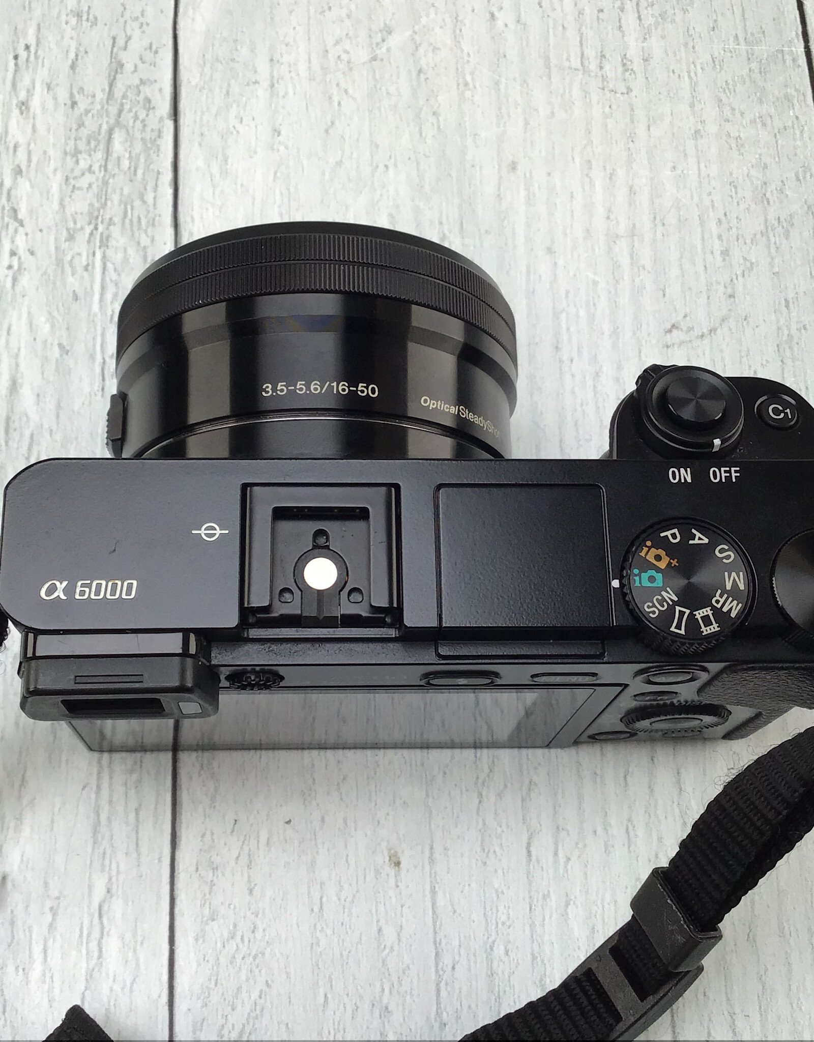 SONY Sony a6000 Camera w/ 16-50mm Used Good