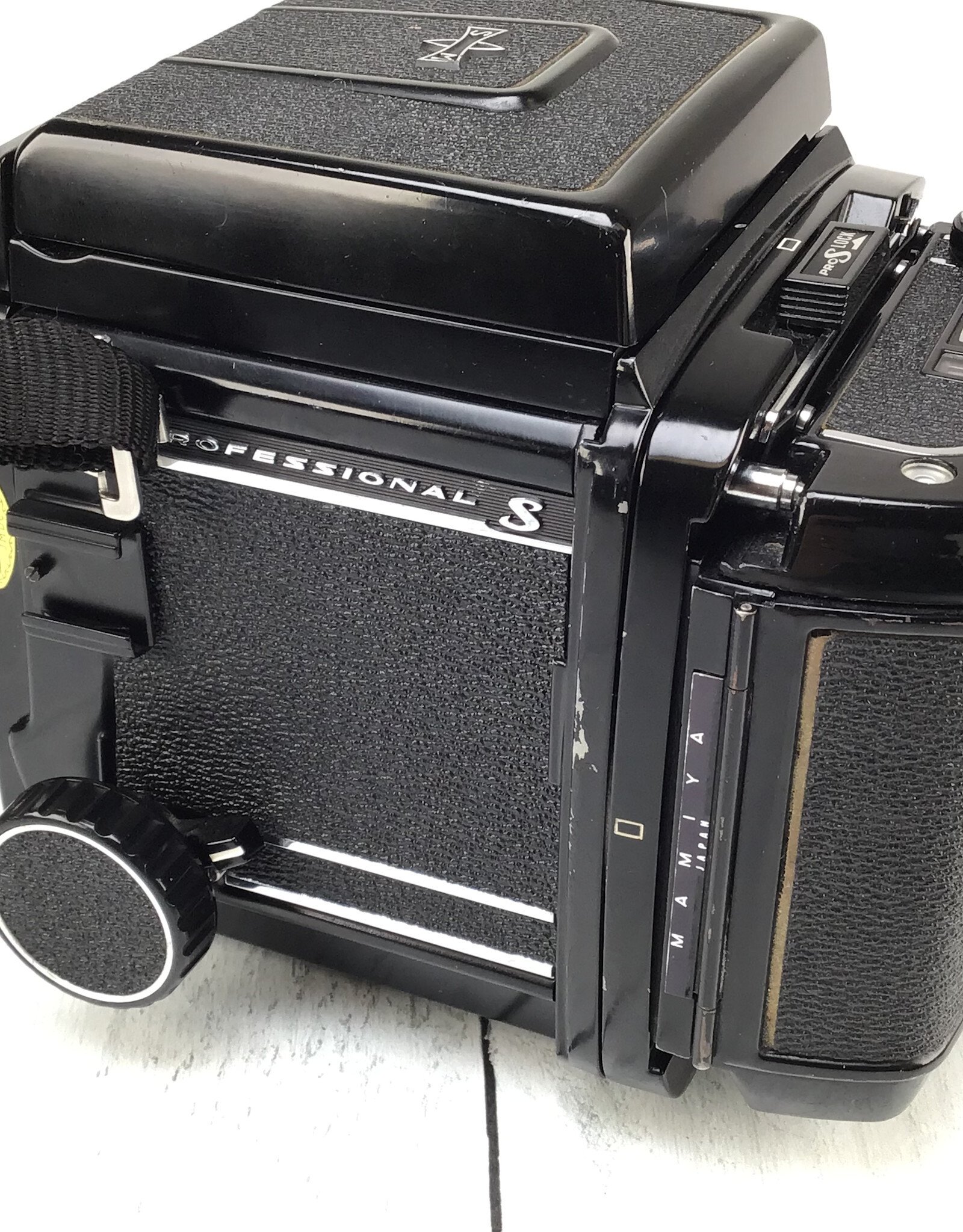 MAMIYA Mamiya RB67 Pro S Camera w/ Waist Level, 120 Back Used Fair