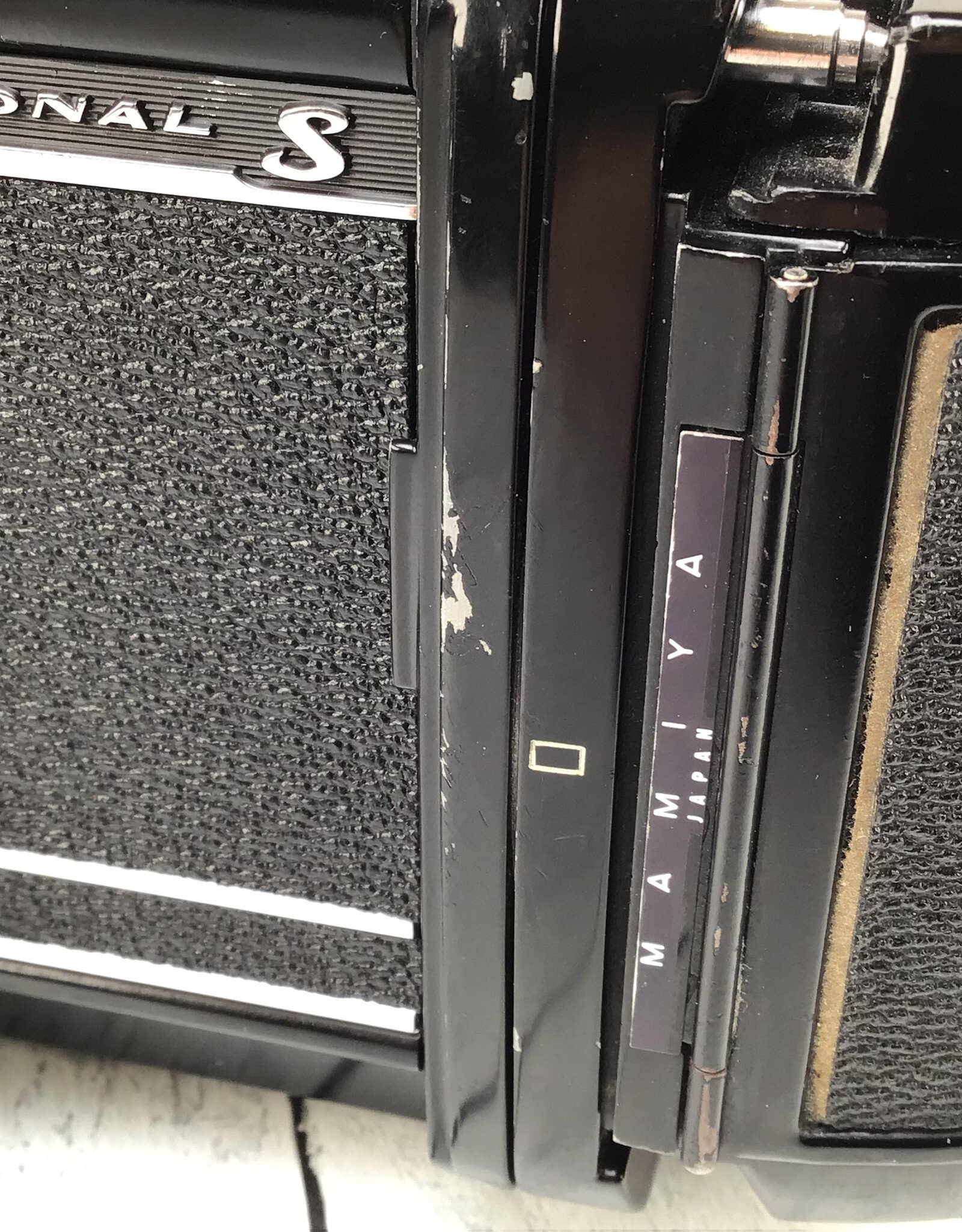 MAMIYA Mamiya RB67 Pro S Camera w/ Waist Level, 120 Back Used Fair