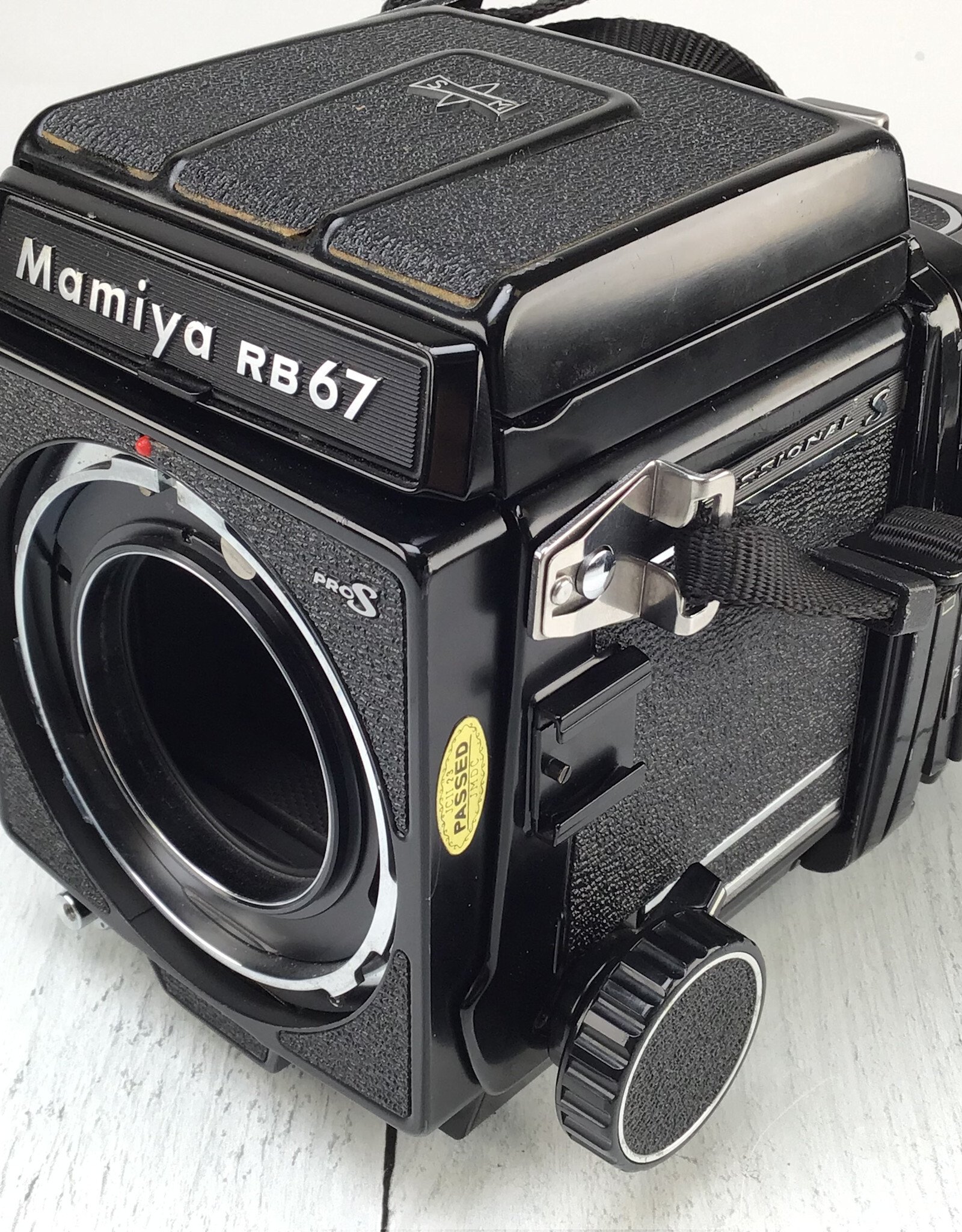 MAMIYA Mamiya RB67 Pro S Camera w/ Waist Level, 120 Back Used Fair