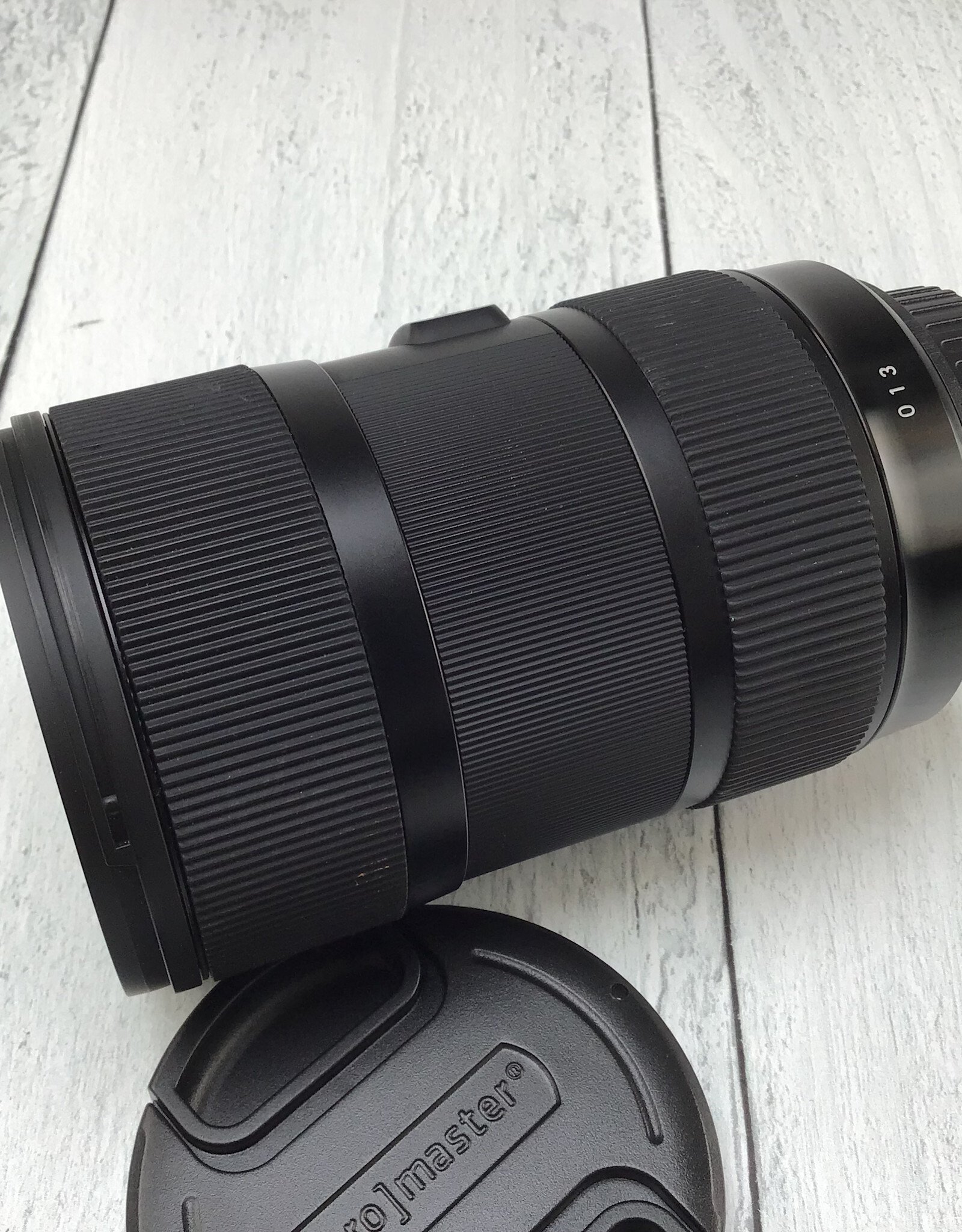 SIGMA Sigma 18-35mm f1.8 DC Lens for Canon EF Used Good