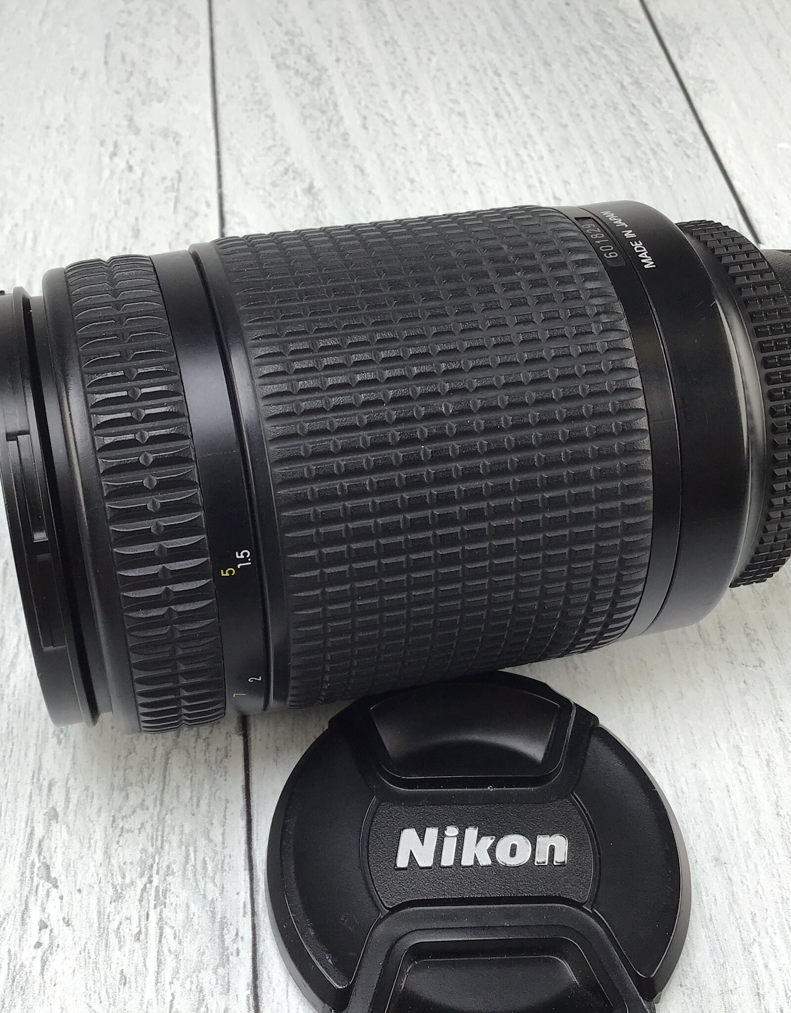 NIKON Nikon ED AF Nikkor 70-300mm f4-5.6 D Lens Used Good