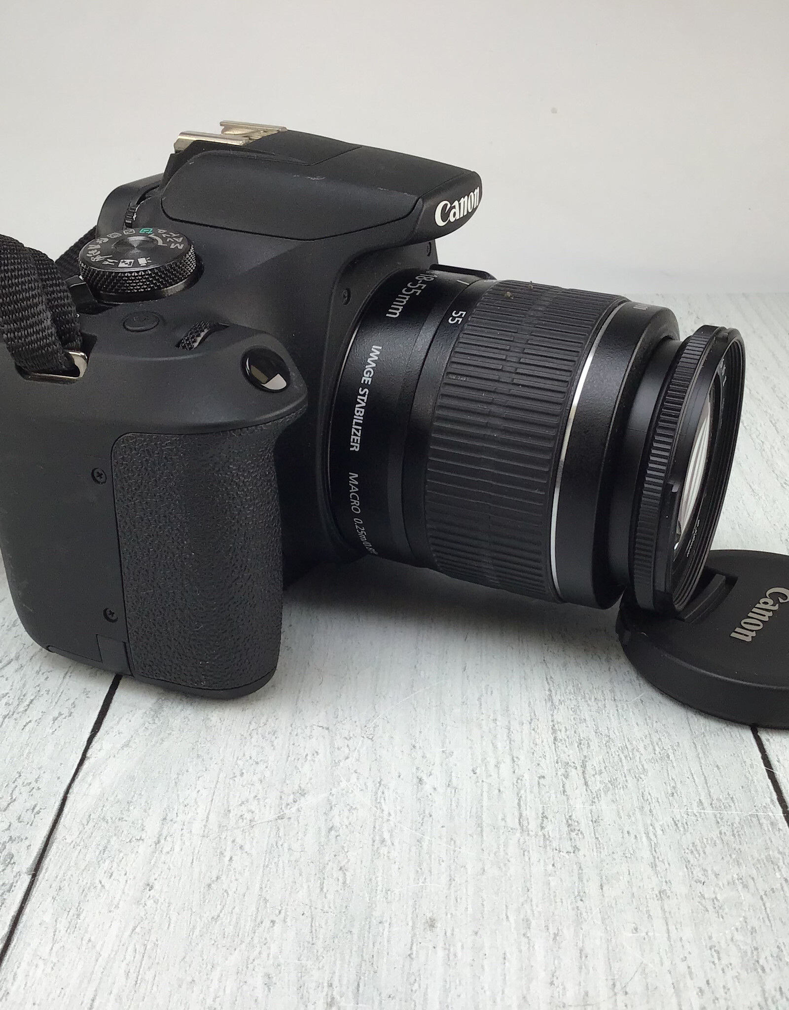 CANON Canon EOS Rebel T7 Camera w/ 18-55mm Used Good