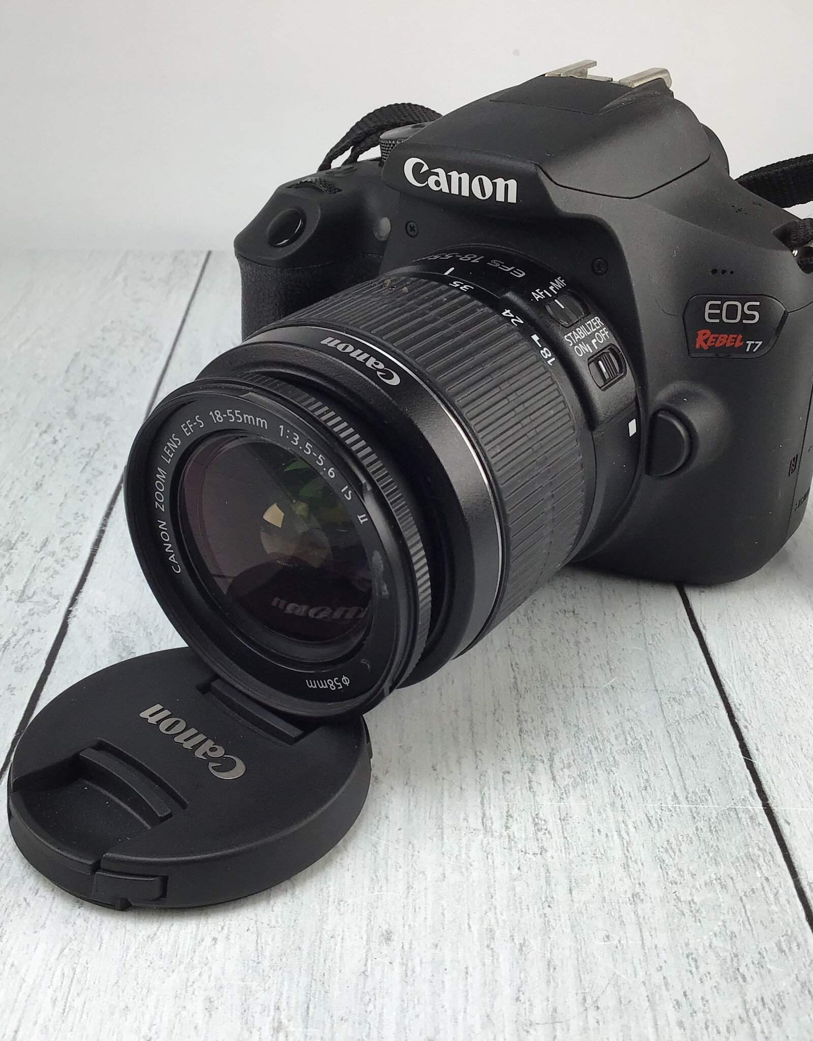 CANON Canon EOS Rebel T7 Camera w/ 18-55mm Used Good