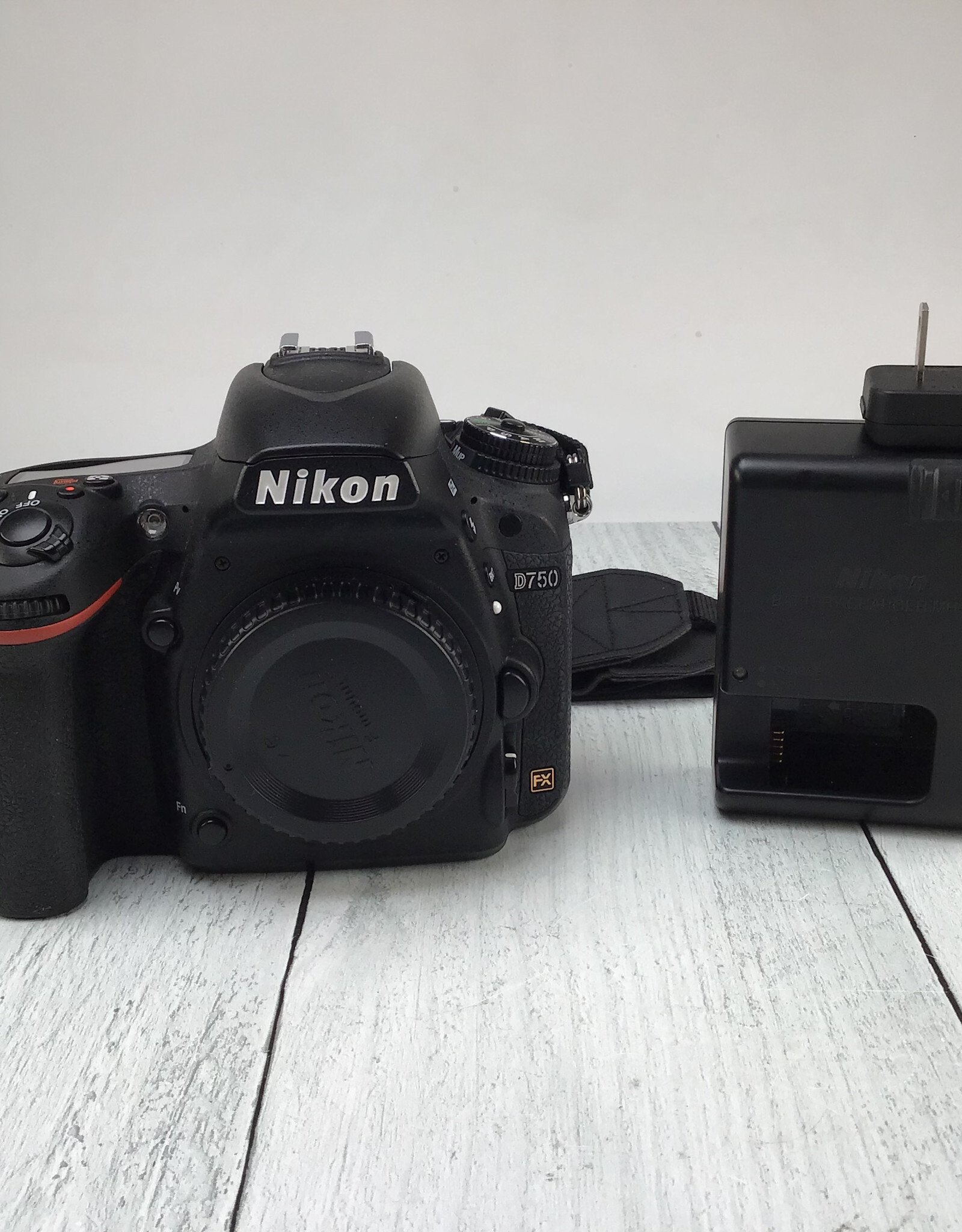 NIKON Nikon D750 Camera Shutter Count 7750 Used EX