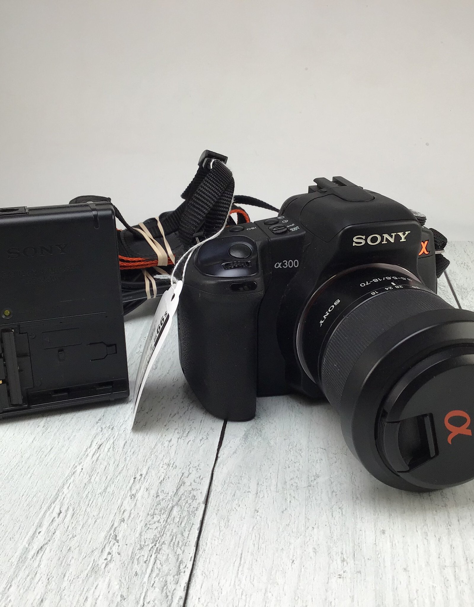 SONY Sony a300 Camera w/ 18-70mm Used Good