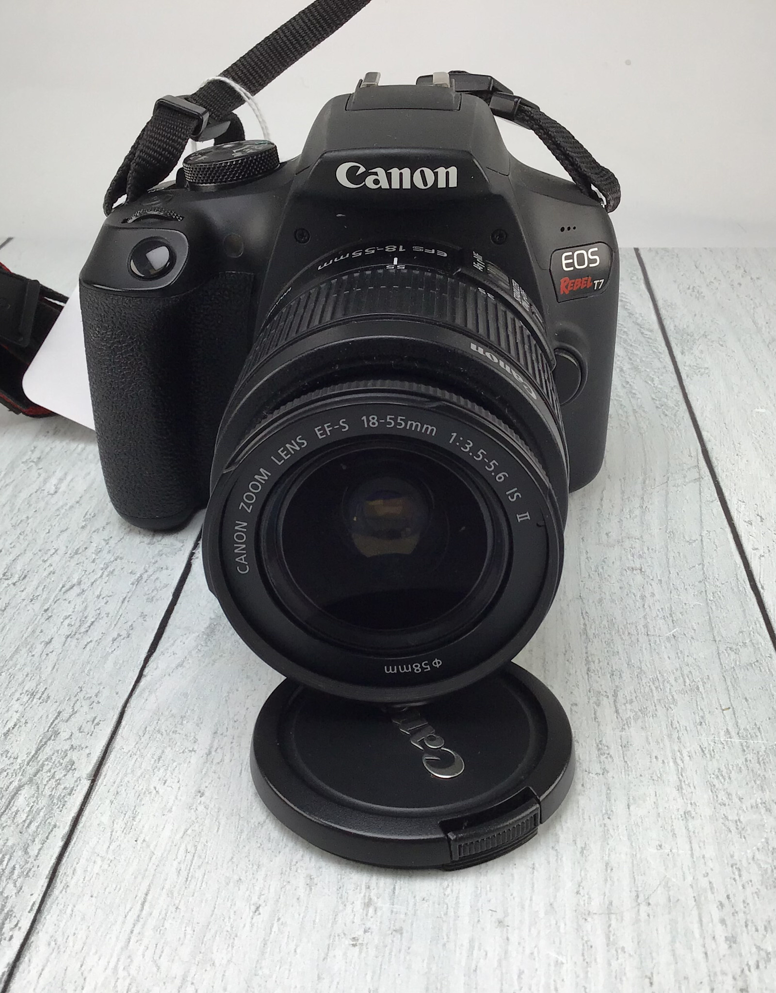 CANON Canon EOS Rebel T7 Camera w/ 18-55mm Used Good