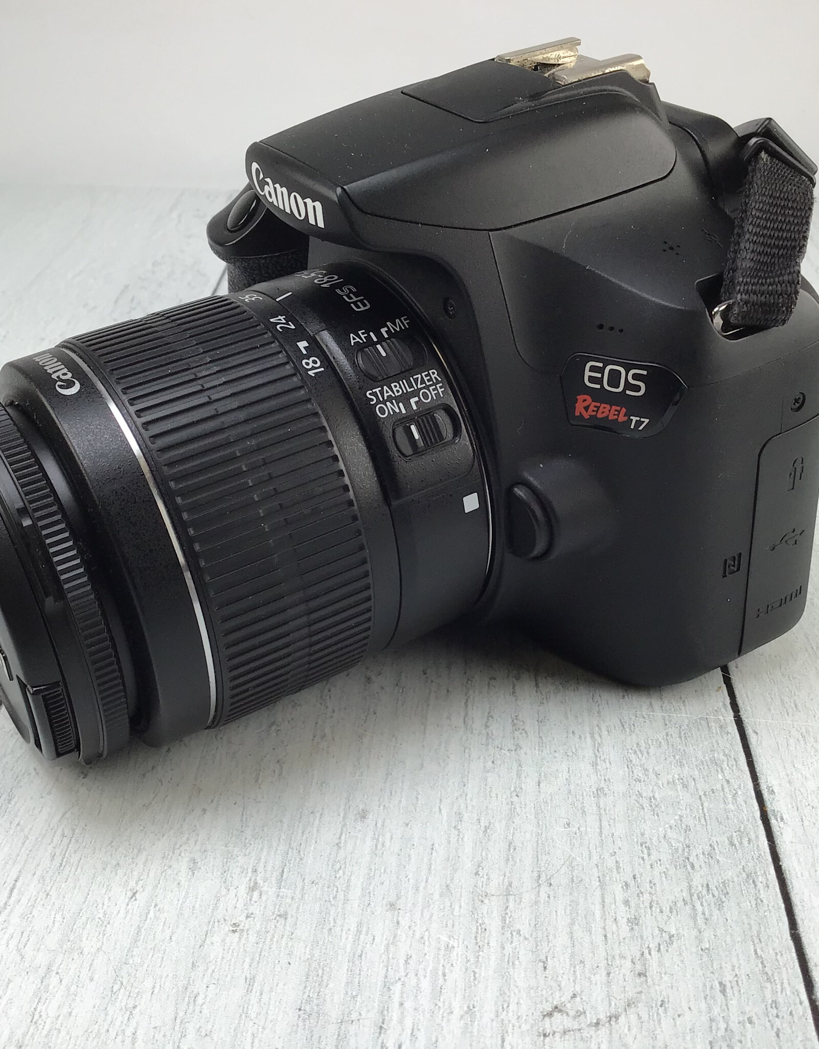 CANON Canon EOS Rebel T7 Camera w/ 18-55mm Used Good