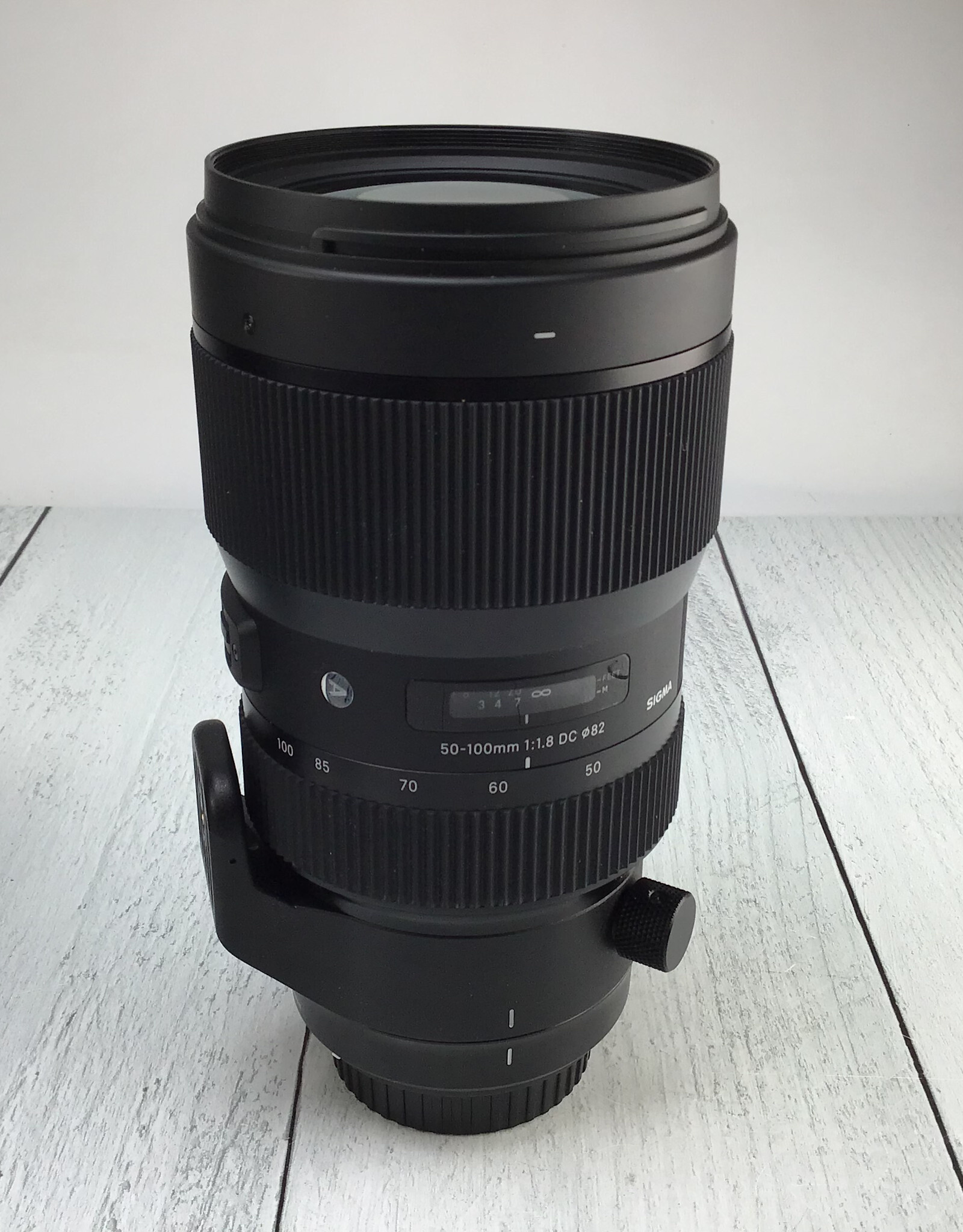 SIGMA Sigma Art 50-100mm f1.8 DC Lens for Canon EF in Case Used Good