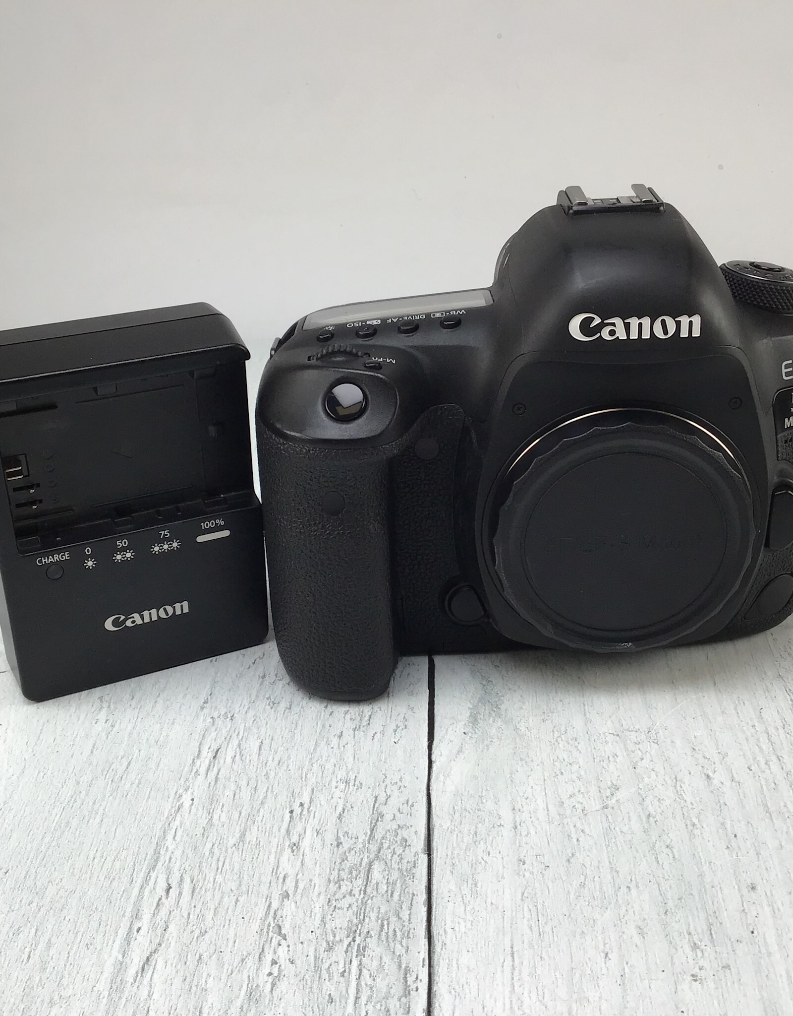 CANON Canon 5D Mark IV Camera Body Used Good