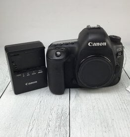 CANON Canon 5D Mark IV Camera Body Used Good
