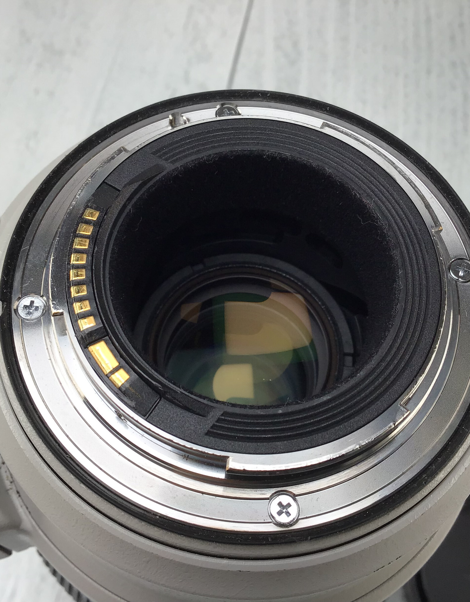 CANON Canon EF 100-400mm f4.5-5.6 L IS II Lens Used Good