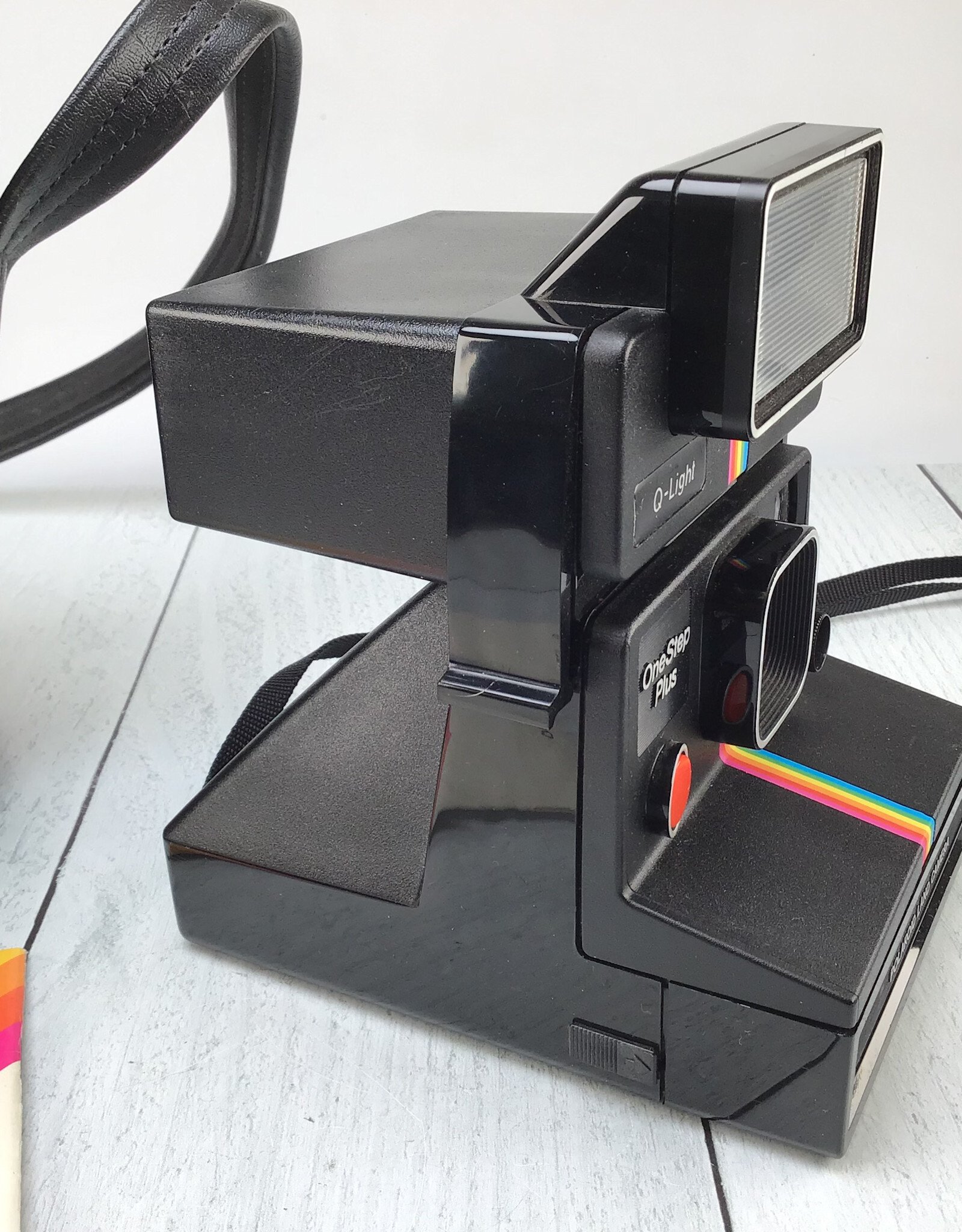 POLAROID Polaroid One Step Plus Camera w/ Q Light Used Good