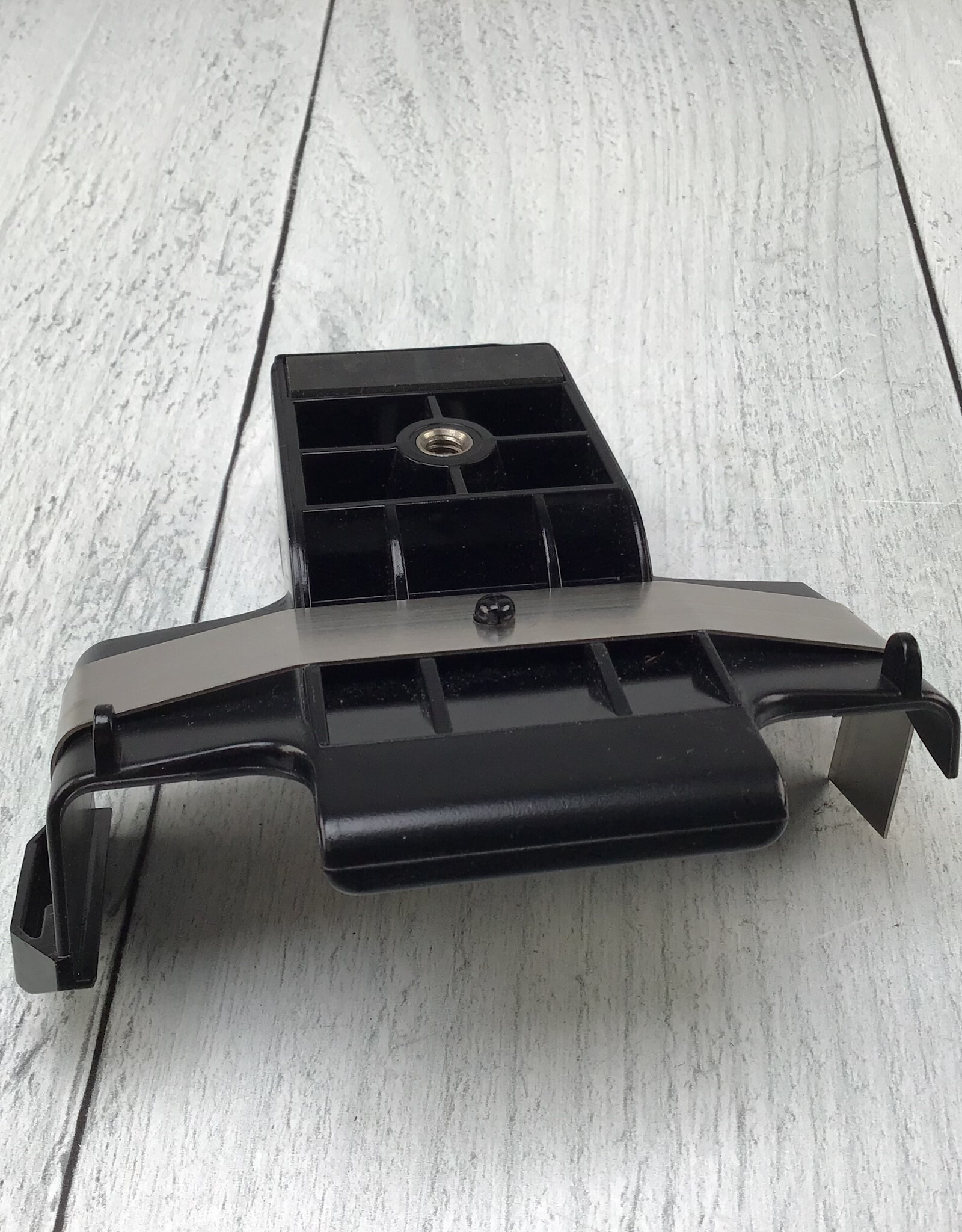 POLAROID Polaroid Tripod Mount 111 Used Good