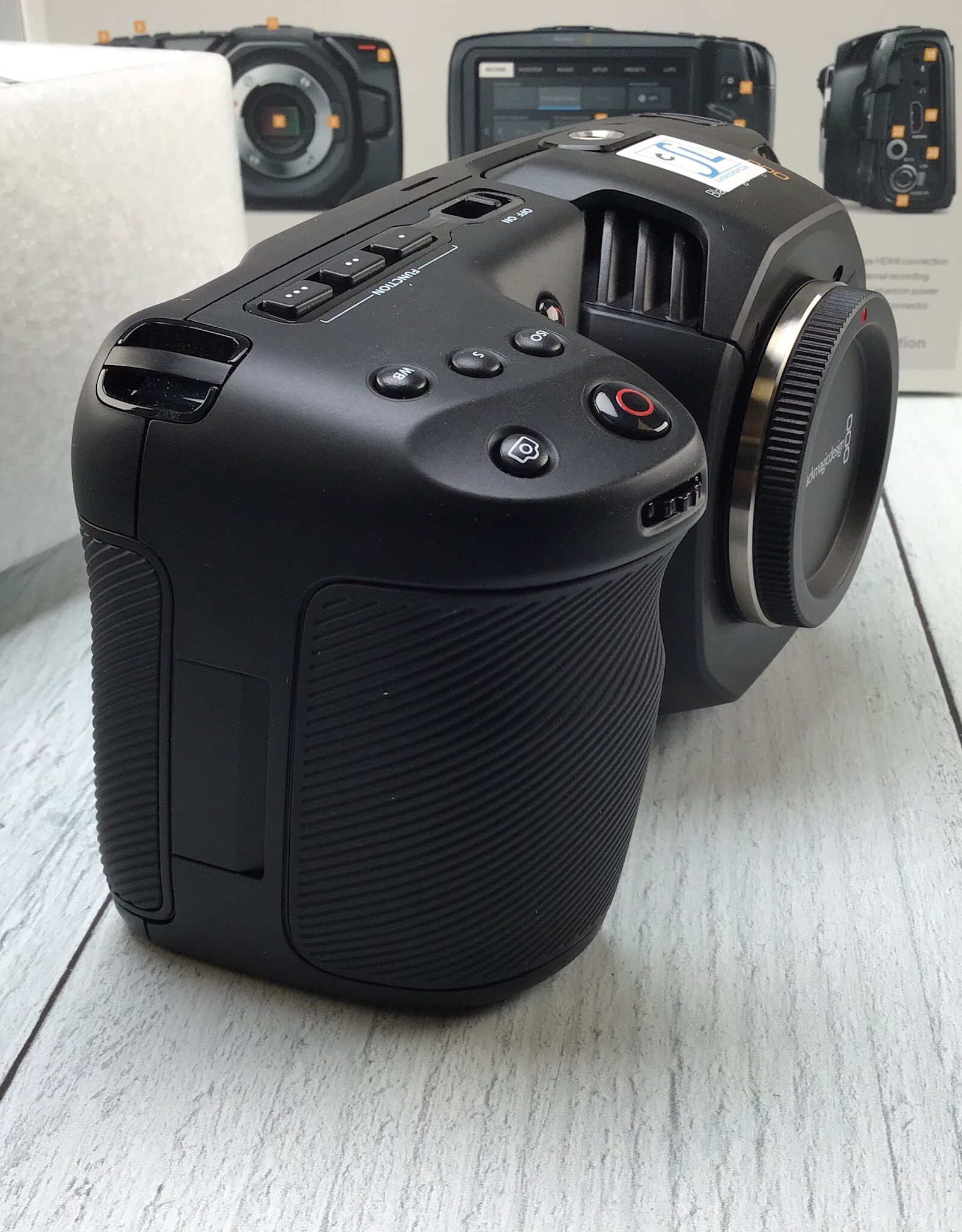 Blackmagic Design Blackmagic Pocket Cinema Camera 4K in Box Used EX