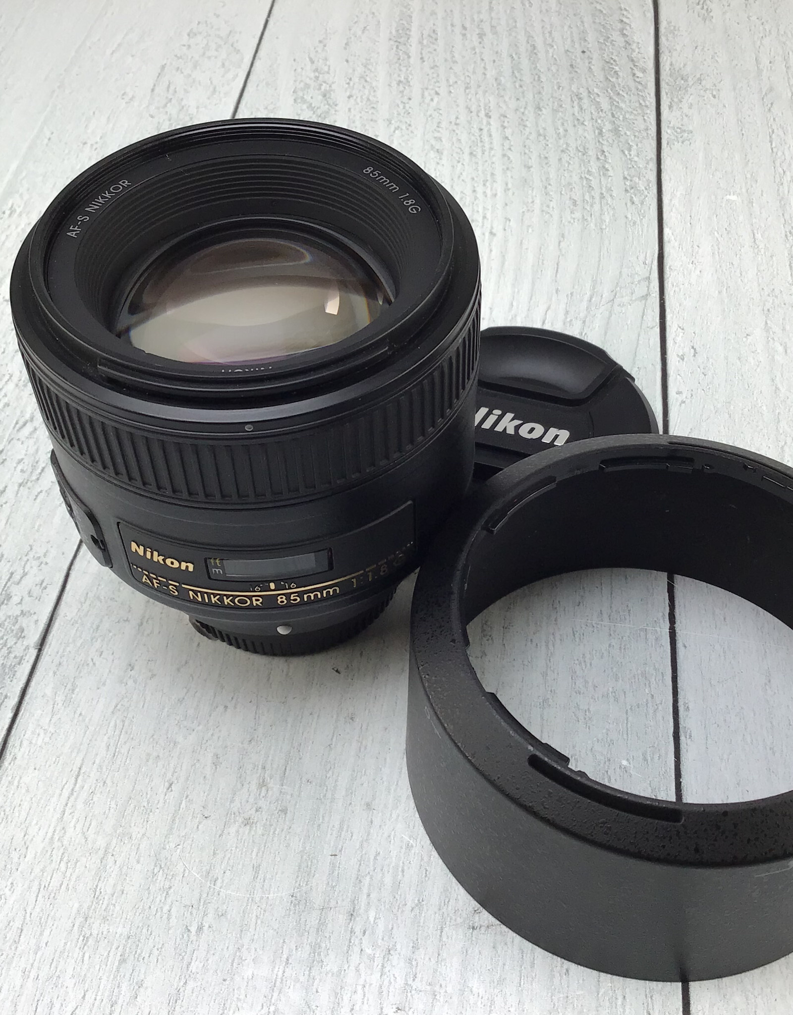 NIKON Nikon AF-S Nikkor 85mm f1.8G Lens Used Good