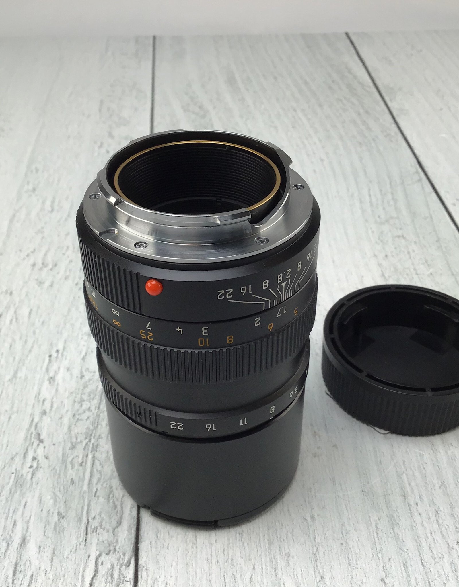 Leica Leica Elmarit M 90mm f2.8 6 Bit Lens Used EX