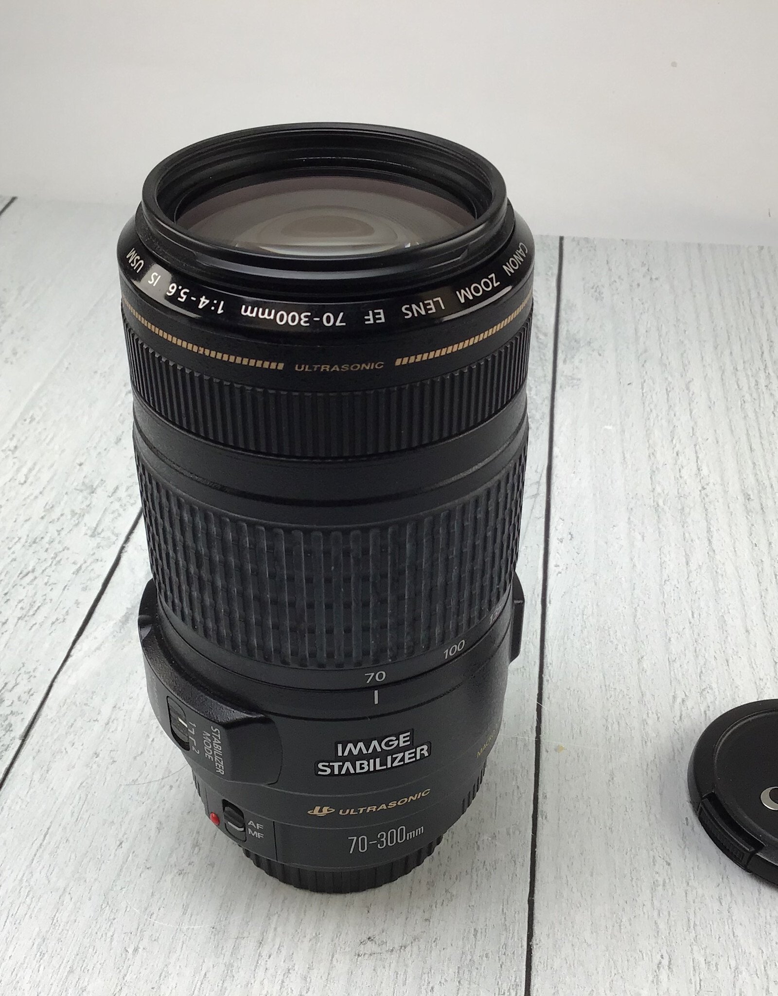 CANON Canon EF 70-300mm f4-5.6 IS USM Lens Used Fair