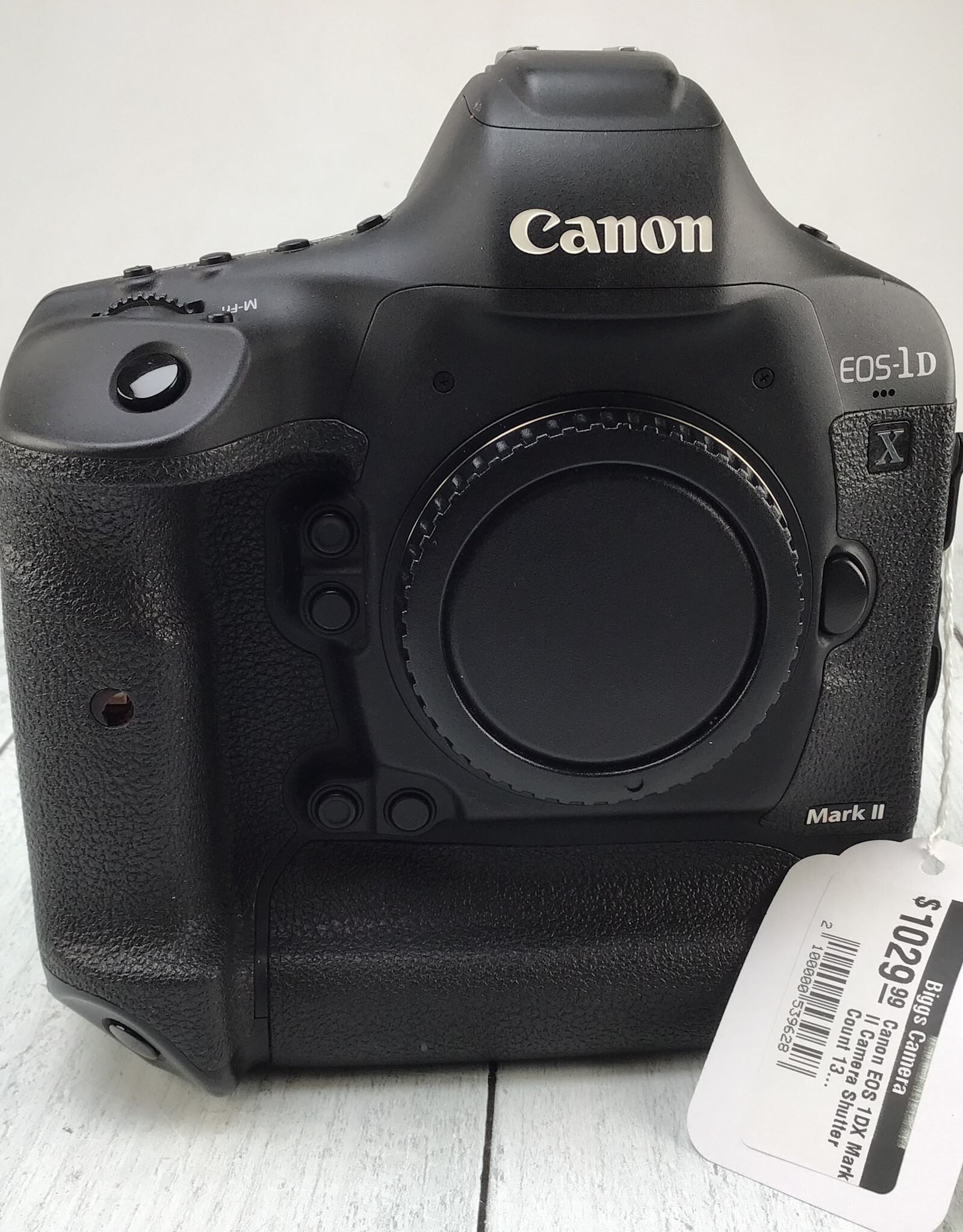 CANON Canon EOS 1DX Mark II Camera Shutter Count 138K Used Good