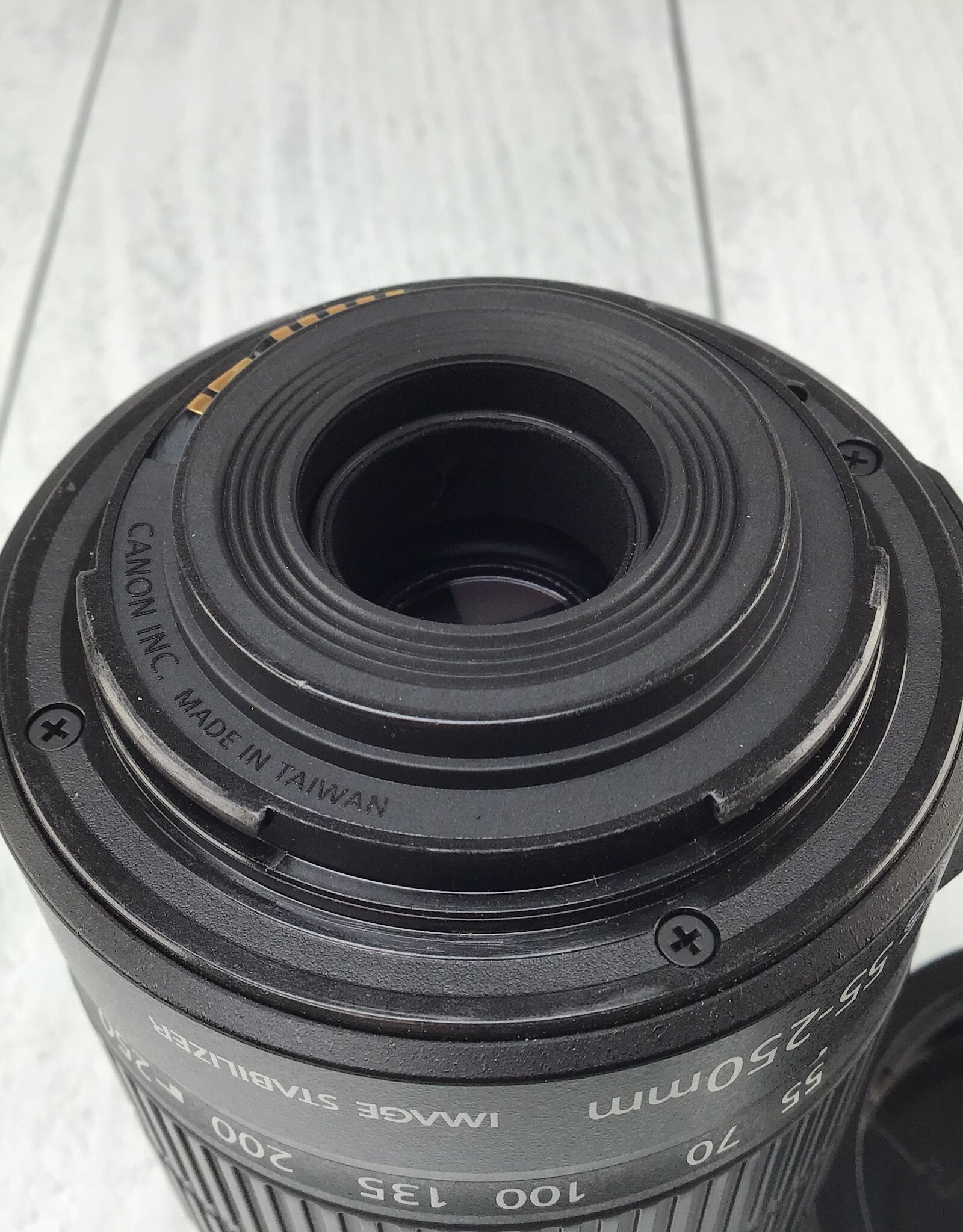CANON Canon EF-S 55-250mm f4-5.6 IS II Lens Used Good