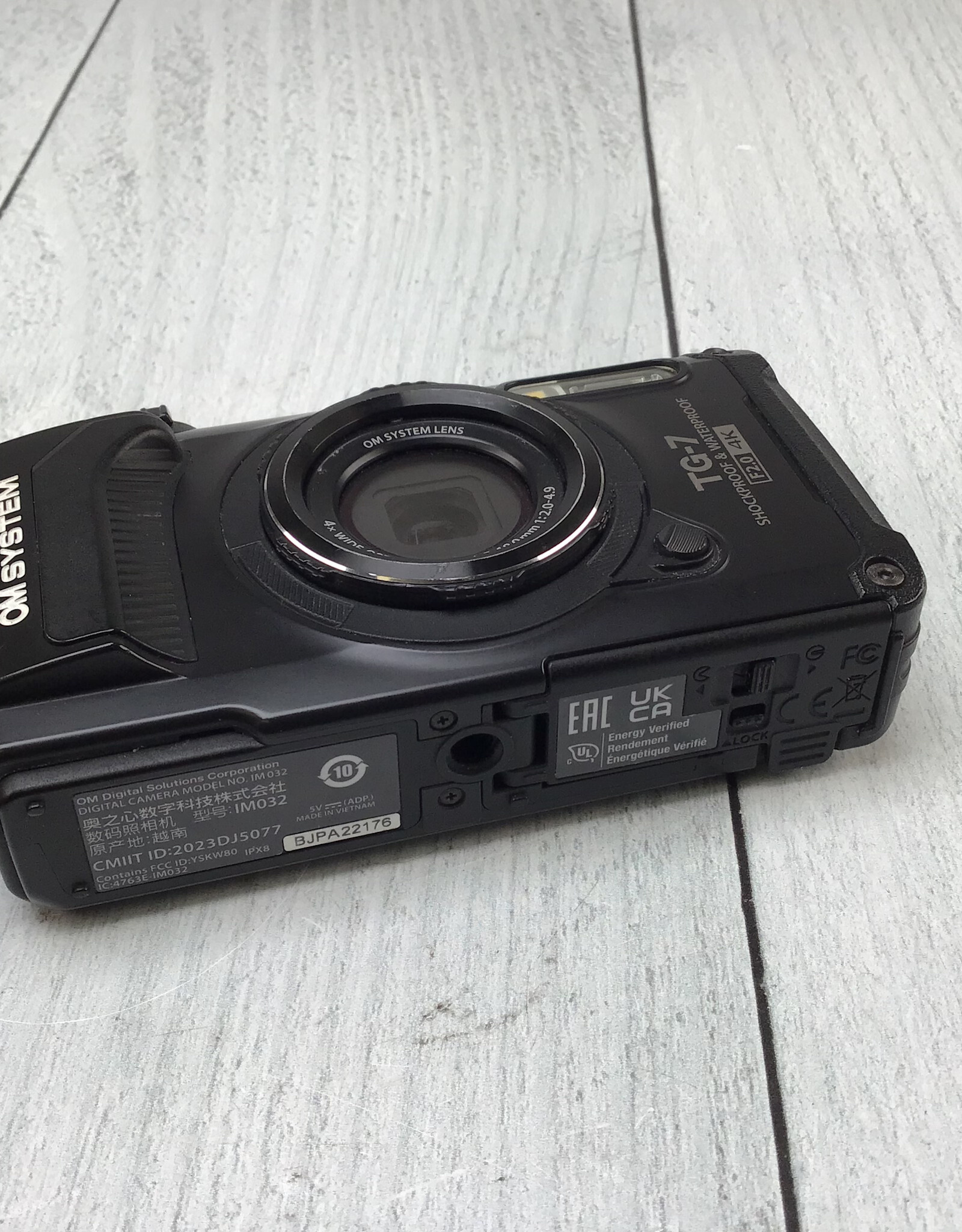 OLYMPUS OM System TG7 Camera Black Used Fair